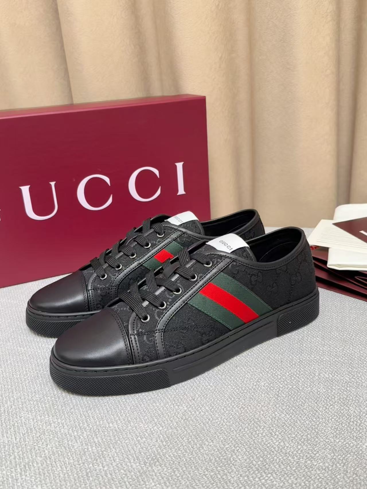 GUCCI 高仿 男款 經典條紋低筒休閒鞋 百搭潮流款