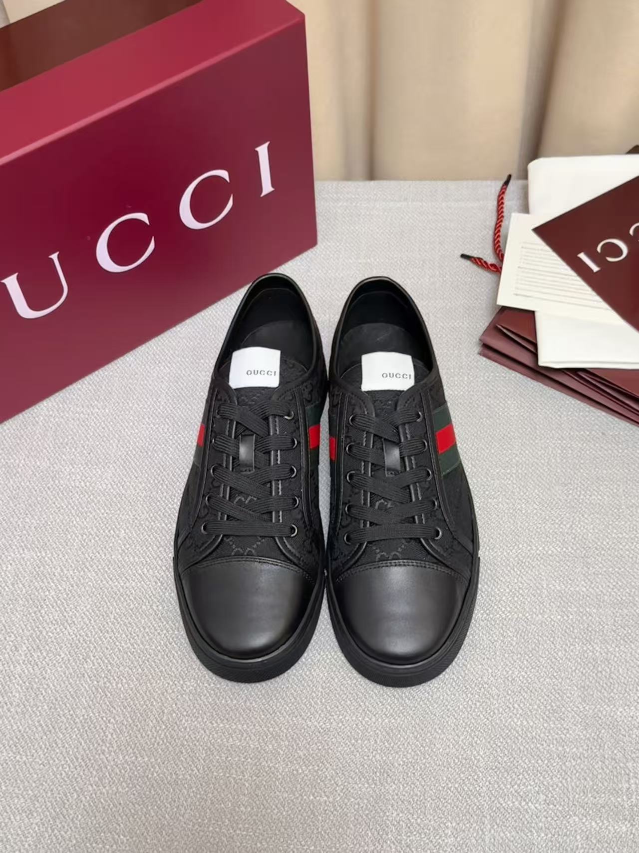 GUCCI 高仿 男款 經典條紋低筒休閒鞋 百搭潮流款| 13 GUCCI 高仿 男款 經典條紋低筒休閒鞋 百搭潮流款