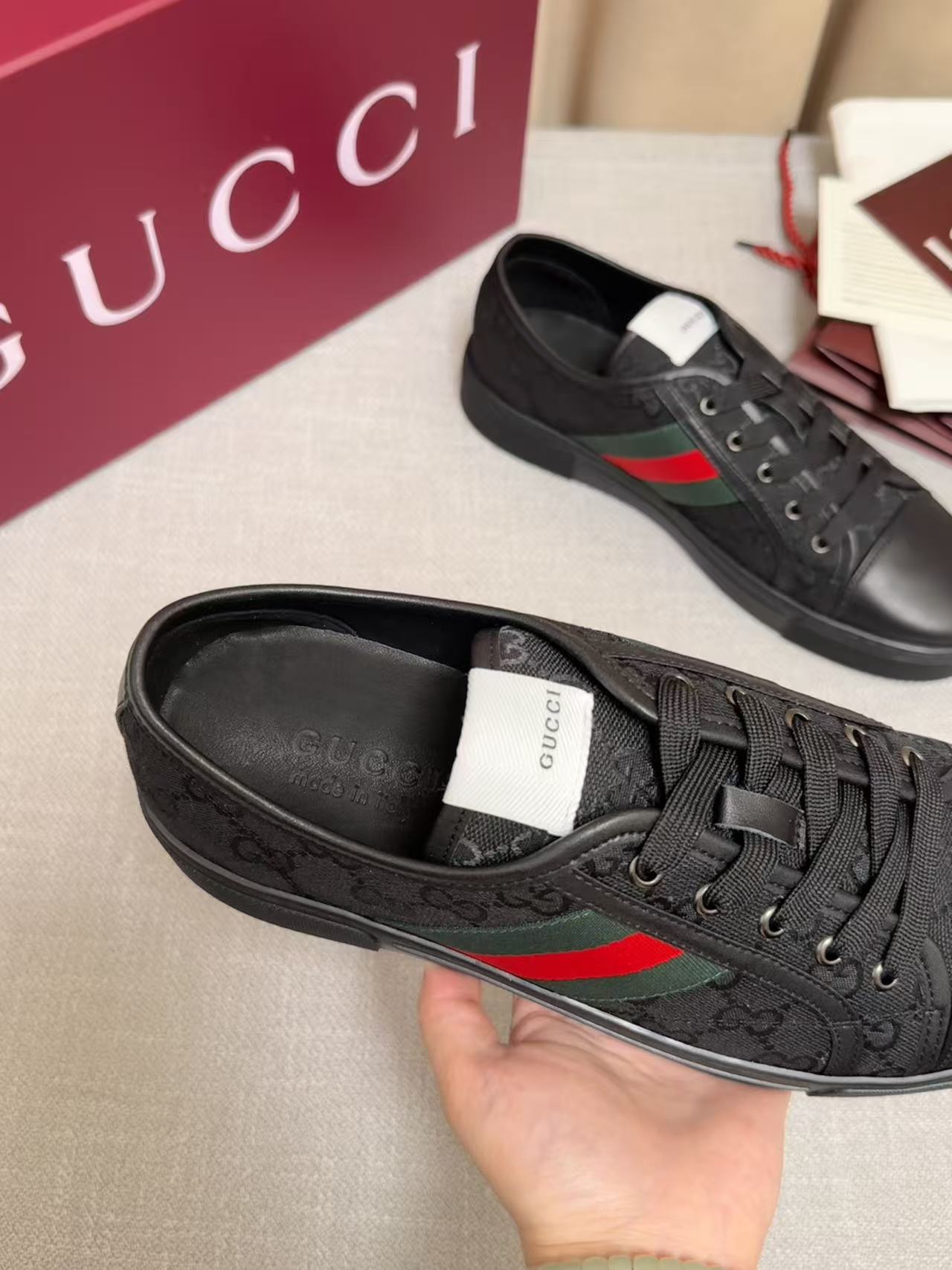GUCCI 高仿 男款 經典條紋低筒休閒鞋 百搭潮流款| 11 GUCCI 高仿 男款 經典條紋低筒休閒鞋 百搭潮流款