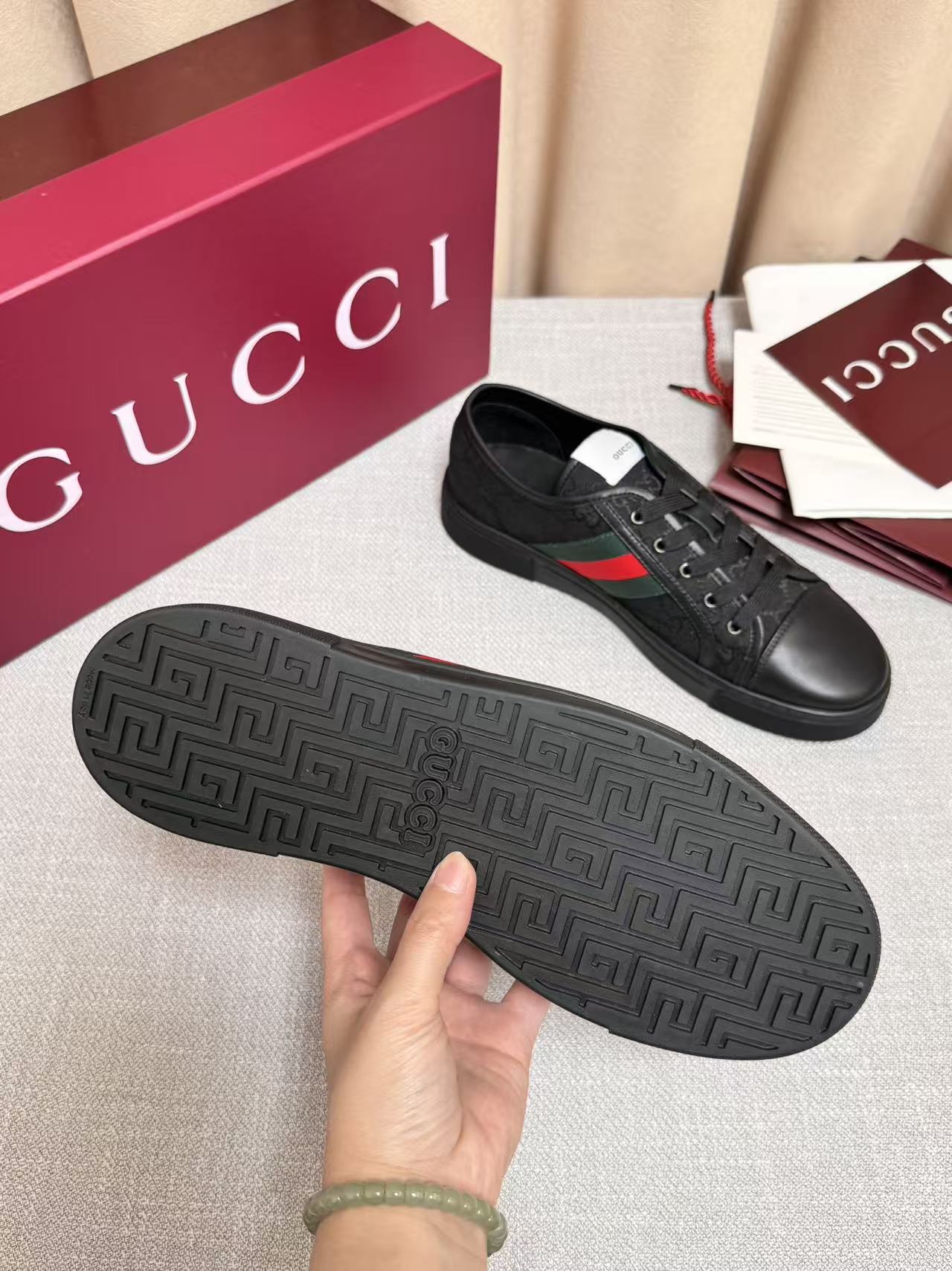 GUCCI 高仿 男款 經典條紋低筒休閒鞋 百搭潮流款| 9 GUCCI 高仿 男款 經典條紋低筒休閒鞋 百搭潮流款
