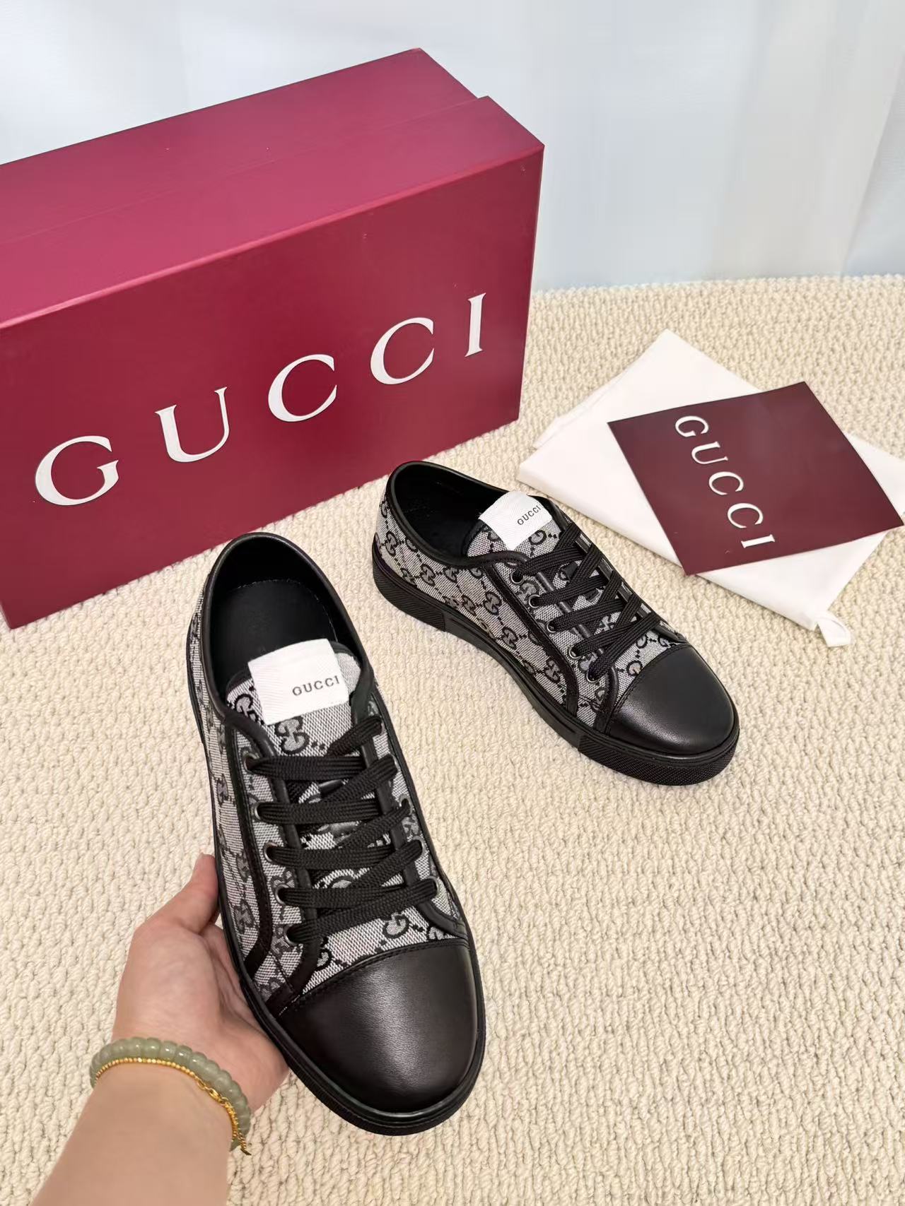 GUCCI 高仿 男款 灰黑GG老花低筒休閒鞋 經典百搭款| 10 GUCCI 高仿 男款 灰黑GG老花低筒休閒鞋 經典百搭款