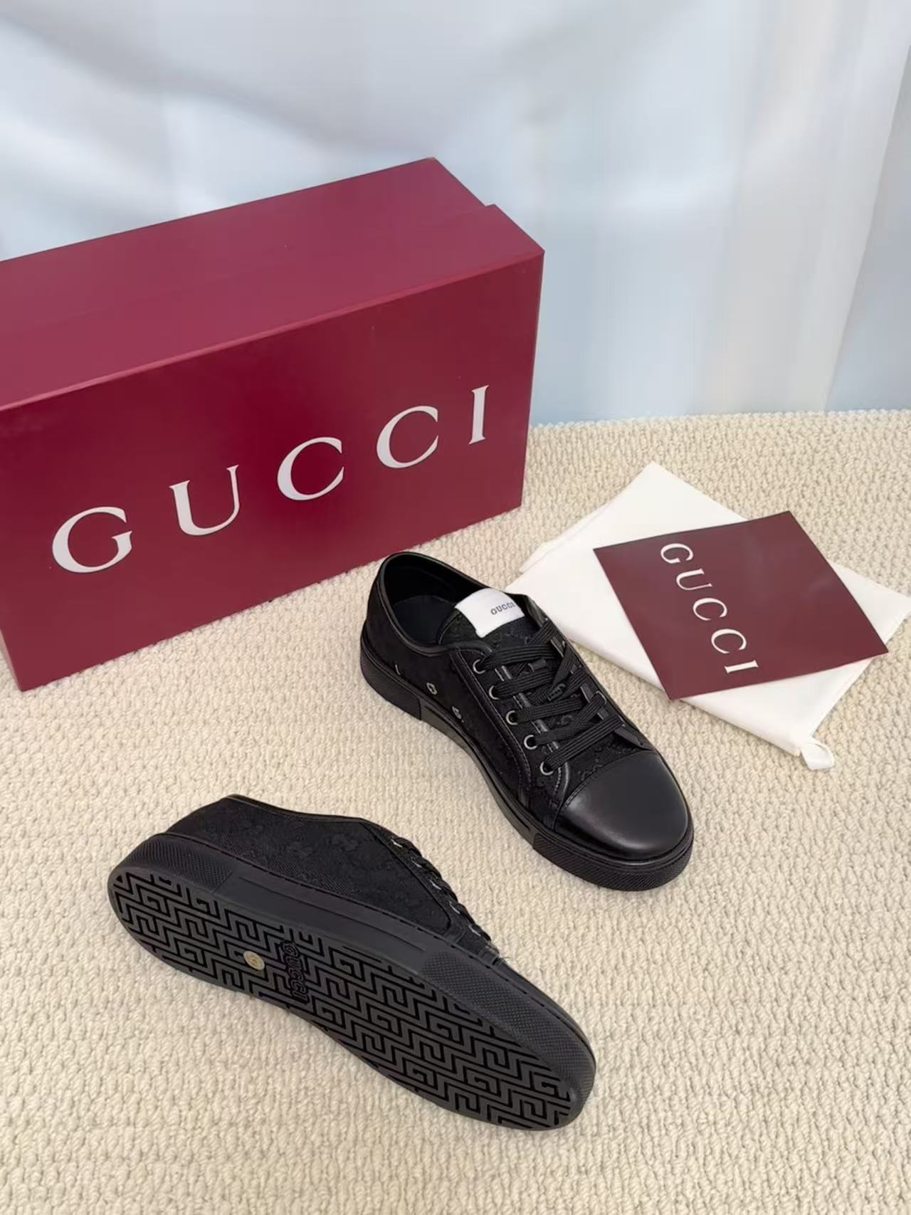 GUCCI A貨 男款 全黑低筒休閒鞋 低調百搭款| 11 GUCCI A貨 男款 全黑低筒休閒鞋 低調百搭款