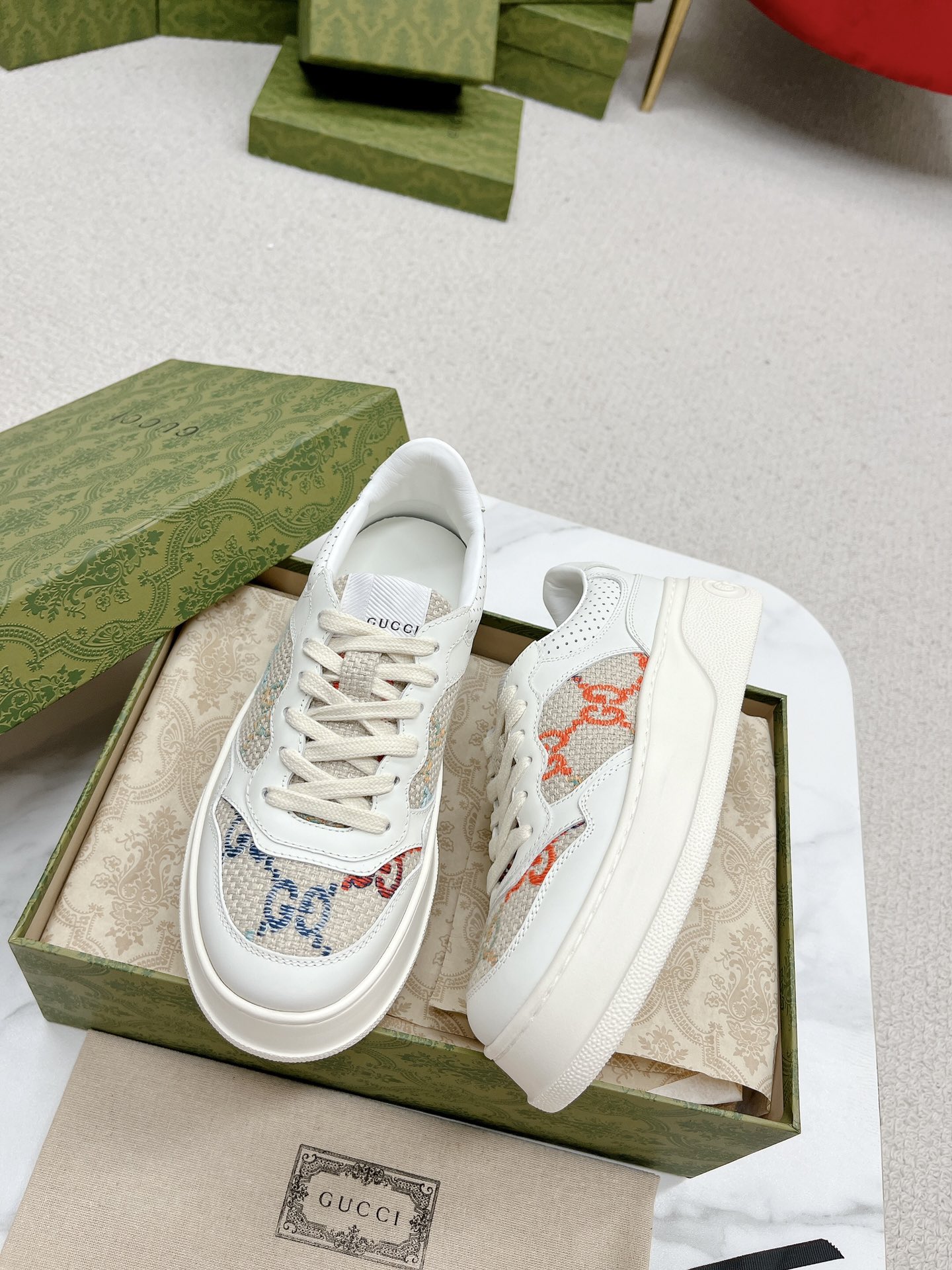 GUCCI 高仿 男款 米白彩色GG刺繡厚底運動鞋 潮流百搭款| 9 GUCCI 高仿 男款 米白彩色GG刺繡厚底運動鞋 潮流百搭款