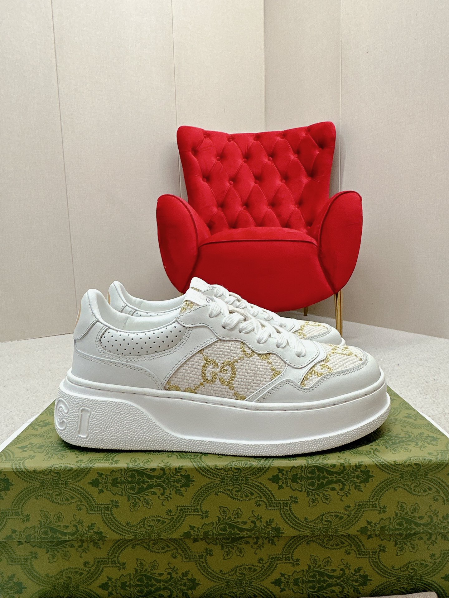 GUCCI 一比一 男款 白金GG刺繡厚底運動鞋 輕奢百搭款