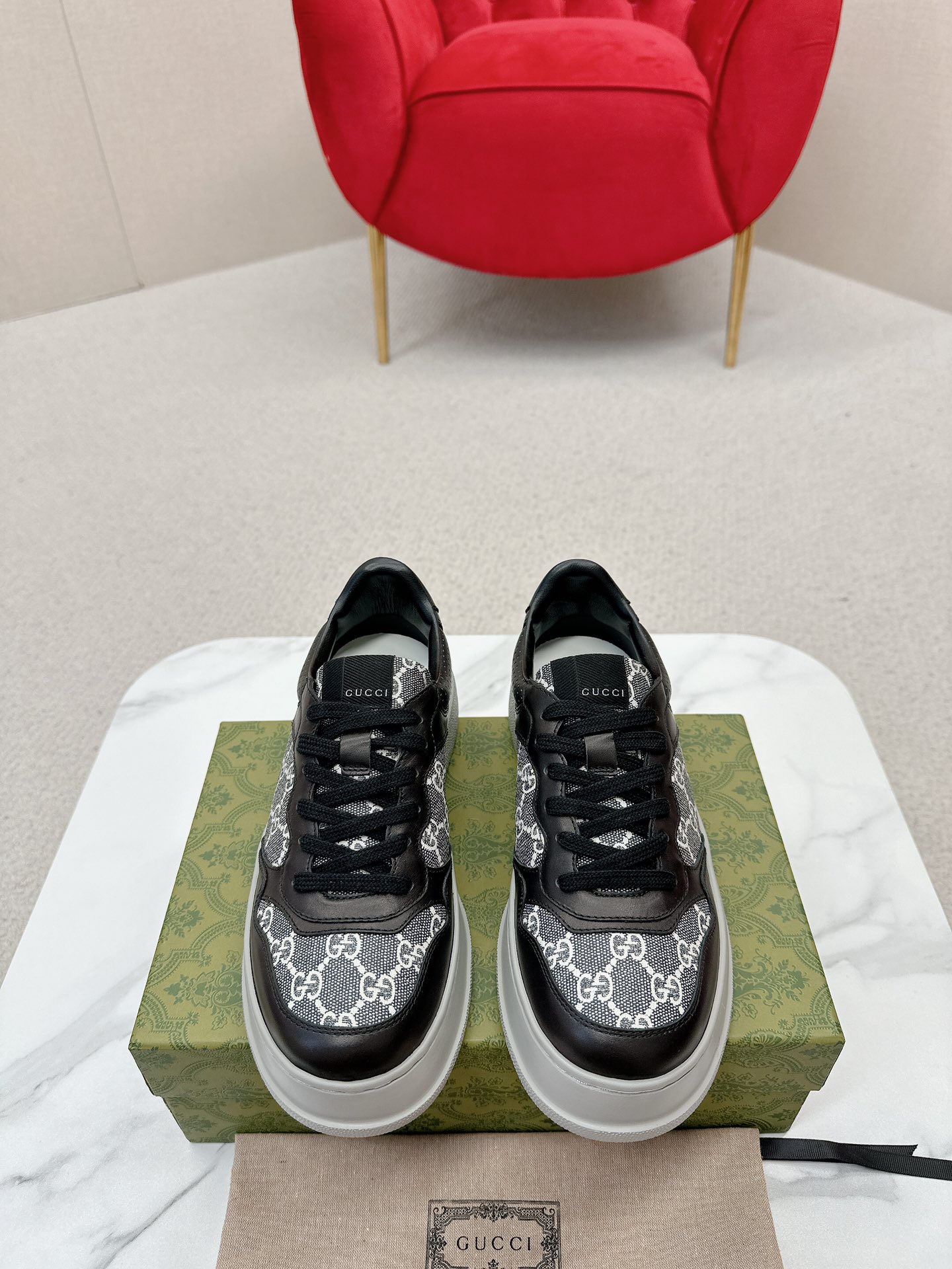 Gucci 一比一 男女款 黑色老花厚底運動鞋 百搭休閒風| 3 Gucci 一比一 男女款 黑色老花厚底運動鞋 百搭休閒風