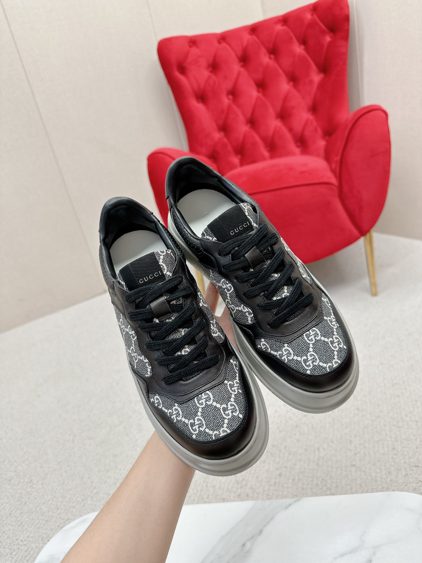 Gucci 一比一 男女款 黑色老花厚底運動鞋 百搭休閒風| 12 Gucci 一比一 男女款 黑色老花厚底運動鞋 百搭休閒風