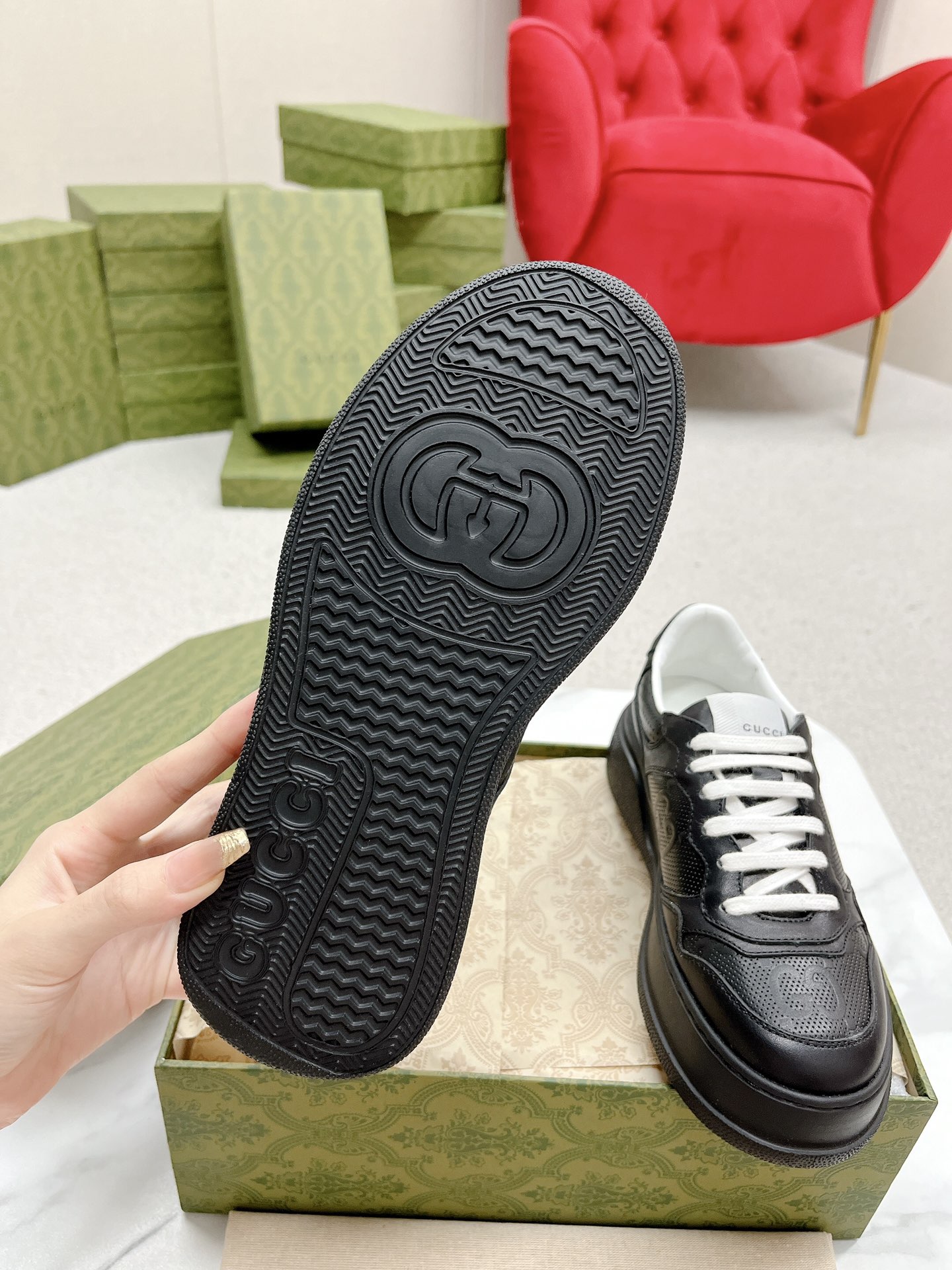 Gucci A貨 男女款 黑色壓紋厚底運動鞋 個性街頭風