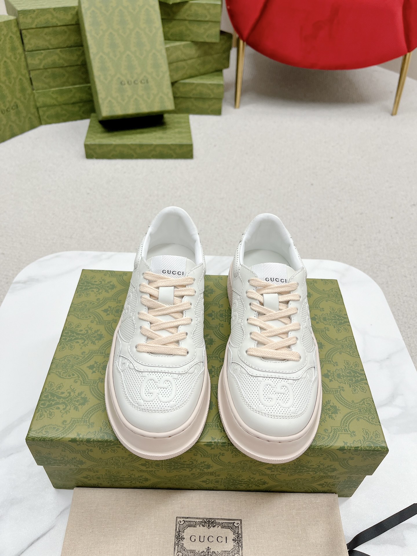 Gucci 原單 女款 米白粉拼色厚底運動鞋 氣質百搭款| 3 Gucci 原單 女款 米白粉拼色厚底運動鞋 氣質百搭款