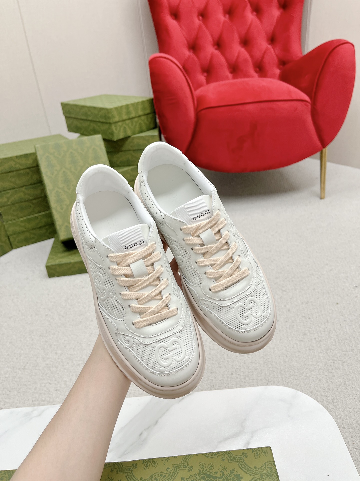 Gucci 原單 女款 米白粉拼色厚底運動鞋 氣質百搭款| 12 Gucci 原單 女款 米白粉拼色厚底運動鞋 氣質百搭款