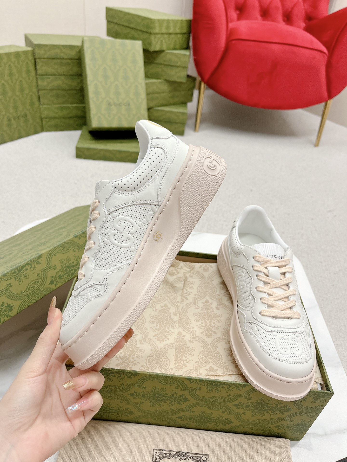 Gucci 原單 女款 米白粉拼色厚底運動鞋 氣質百搭款| 9 Gucci 原單 女款 米白粉拼色厚底運動鞋 氣質百搭款