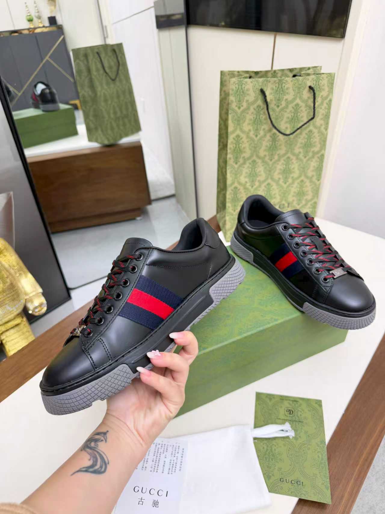 Gucci 一比一 男款 黑色條紋休閒鞋 經典百搭輕奢款
