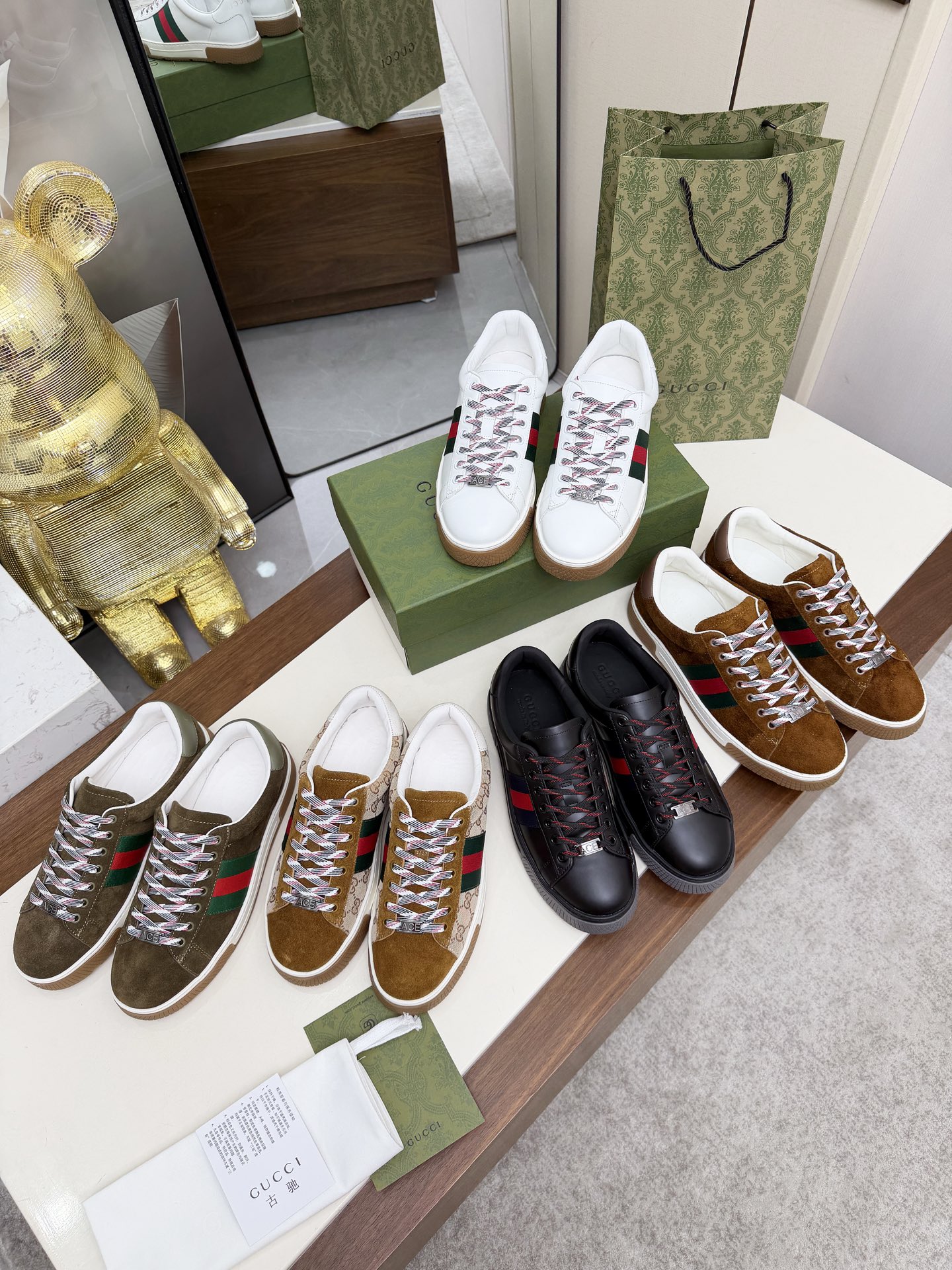 Gucci 高仿 男款 老花拼接休閒鞋 經典條紋設計款| 6 Gucci 高仿 男款 老花拼接休閒鞋 經典條紋設計款