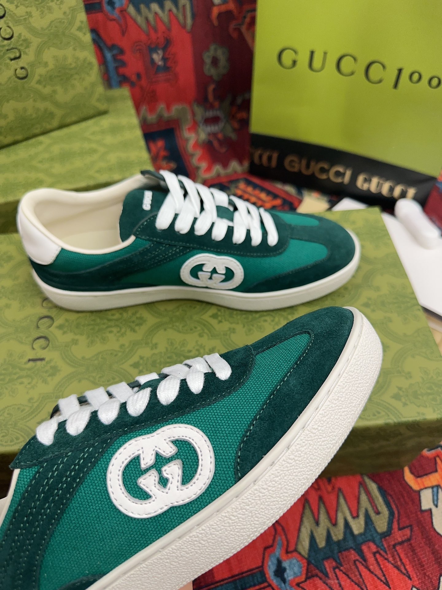 Gucci 高仿 男款 綠色復古運動鞋 輕奢潮流百搭款| 8 Gucci 高仿 男款 綠色復古運動鞋 輕奢潮流百搭款