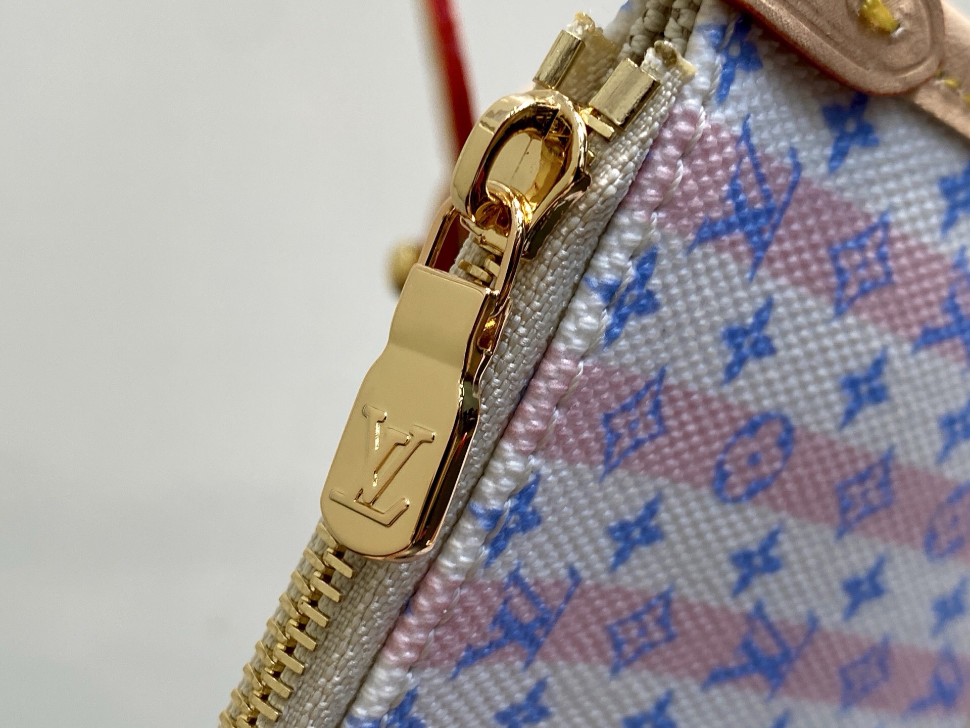 LV原單彩色Monogram Bucket水桶包 鏈條單肩斜背包