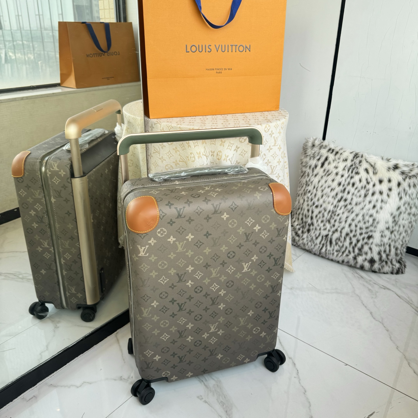 LV 高仿 Horizon Monogram 行李箱 登機旅行箱