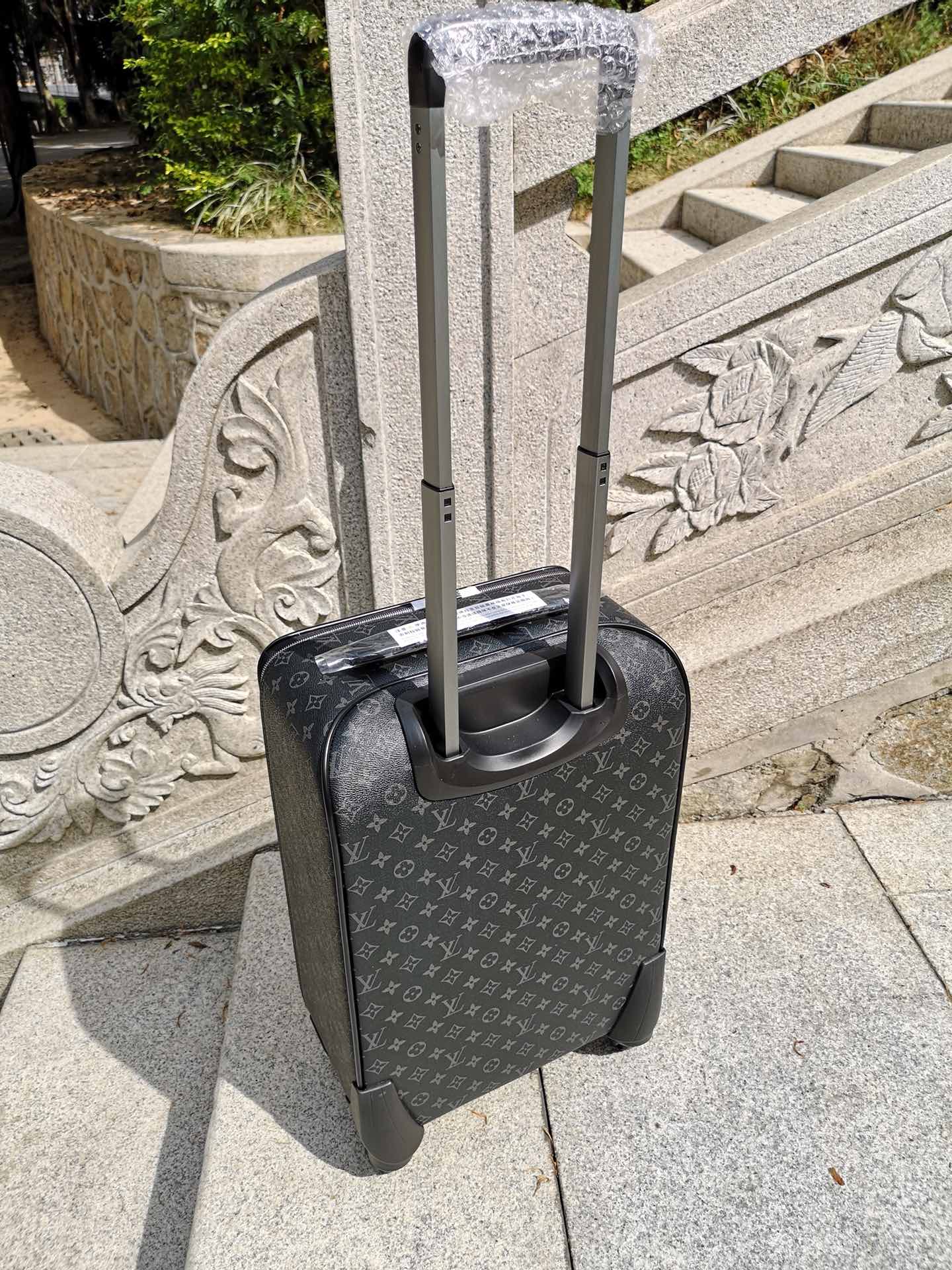 LV 一比一 Eclipse Monogram 拉桿旅行箱 商務登機箱