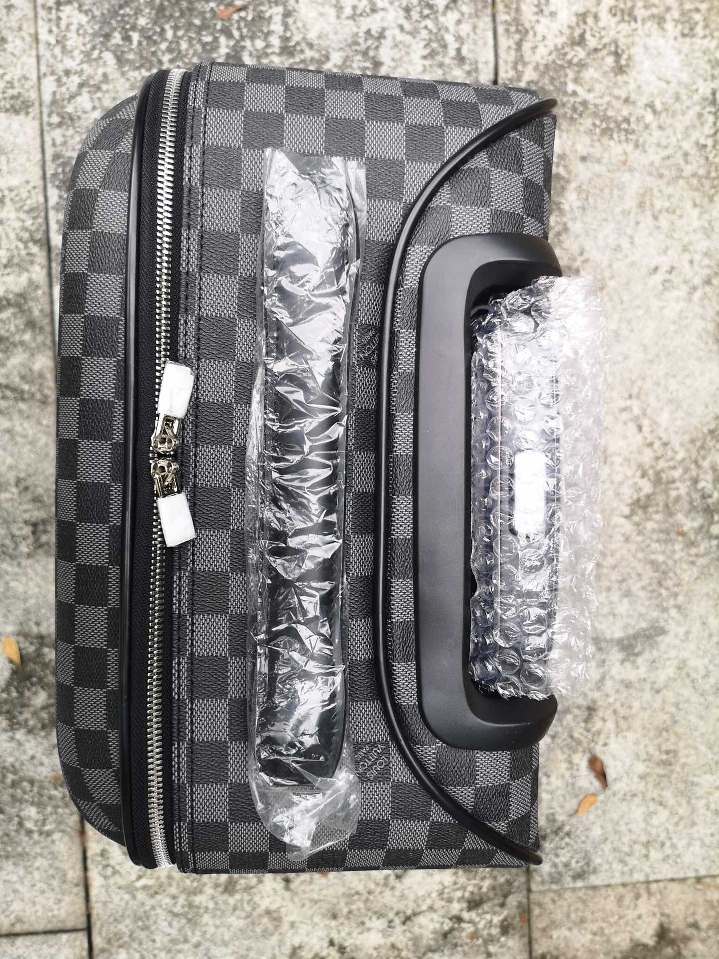 LV復刻 Damier Graphite 拉桿行李箱 商務旅行箱| 10 LV復刻 Damier Graphite 拉桿行李箱 商務旅行箱