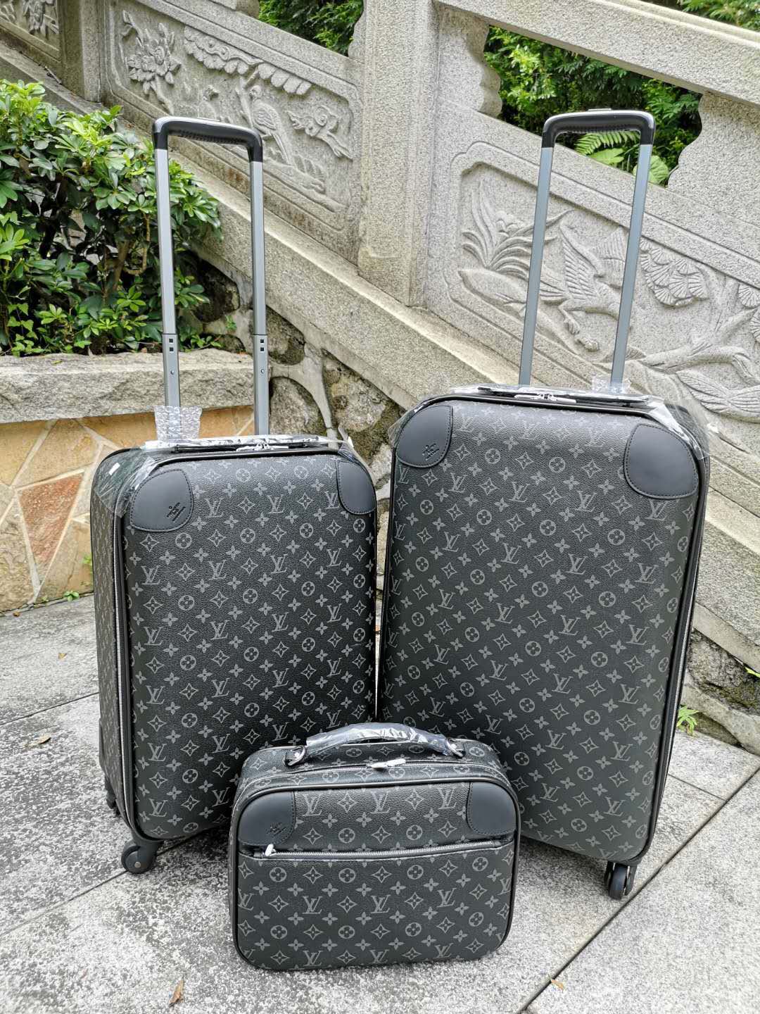 LV 一比一 Eclipse Monogram 拉桿旅行箱 登機箱