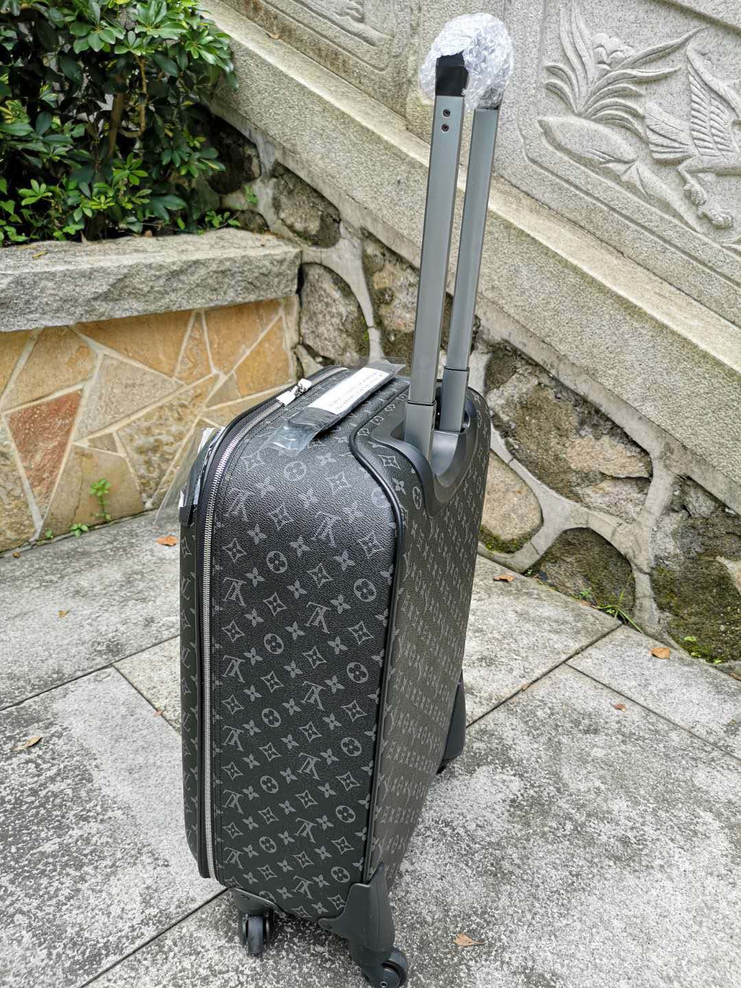 LV 一比一 Eclipse Monogram 拉桿旅行箱 登機箱