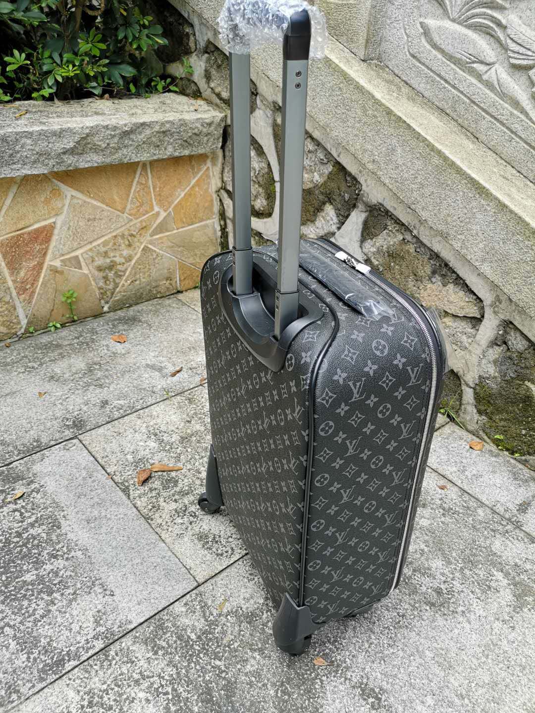 LV 一比一 Eclipse Monogram 拉桿旅行箱 登機箱