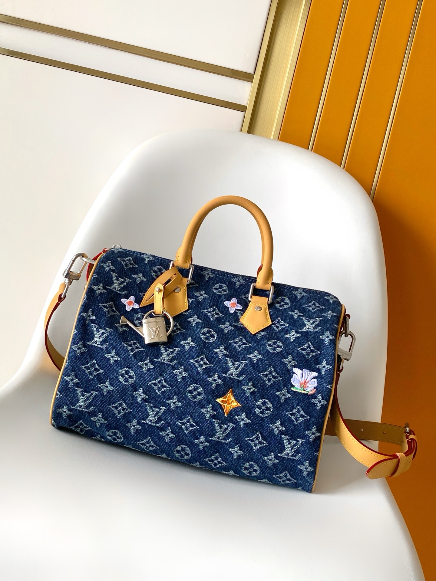 LV  高仿女款 牛仔刺繡 Speedy 手提斜背包 花卉點綴款