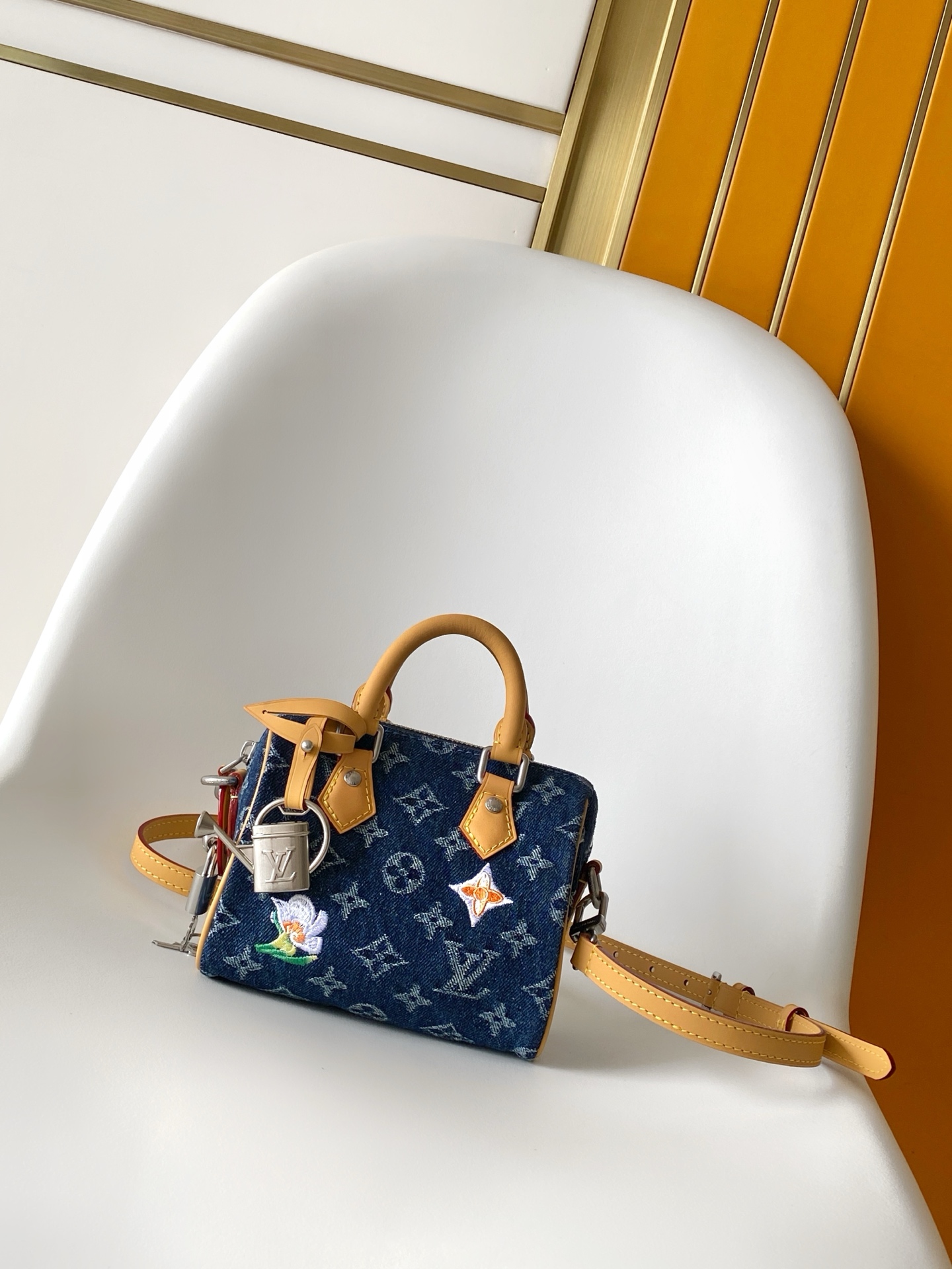 LV 一比一 女款 迷你 Speedy 牛仔刺繡 手提斜背包 可愛輕奢款