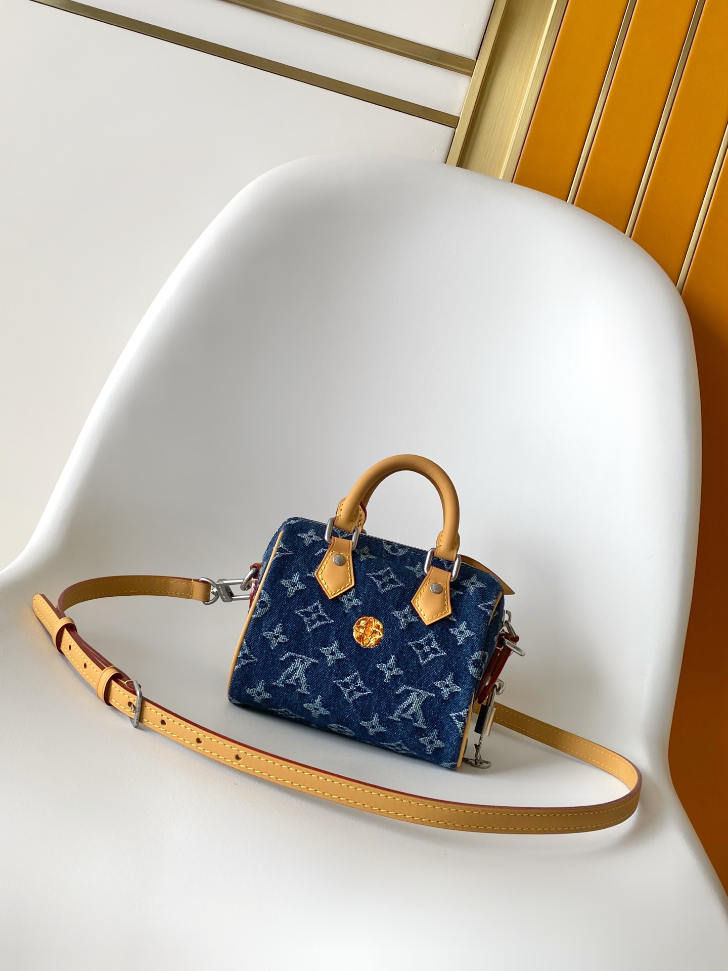 LV 一比一 女款 迷你 Speedy 牛仔刺繡 手提斜背包 可愛輕奢款| 13 LV 一比一 女款 迷你 Speedy 牛仔刺繡 手提斜背包 可愛輕奢款