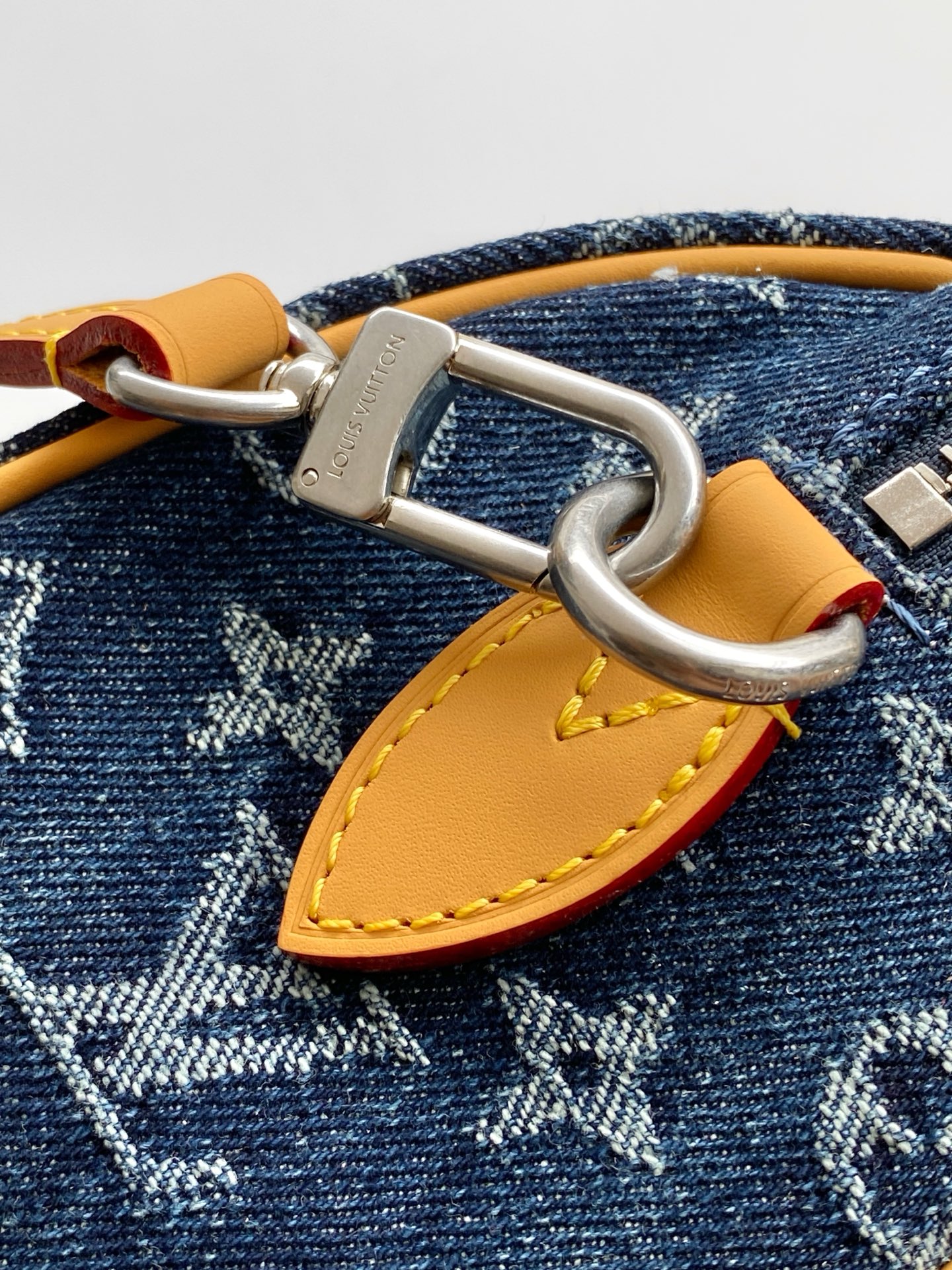 LV 一比一 女款 迷你 Speedy 牛仔刺繡 手提斜背包 可愛輕奢款| 10 LV 一比一 女款 迷你 Speedy 牛仔刺繡 手提斜背包 可愛輕奢款