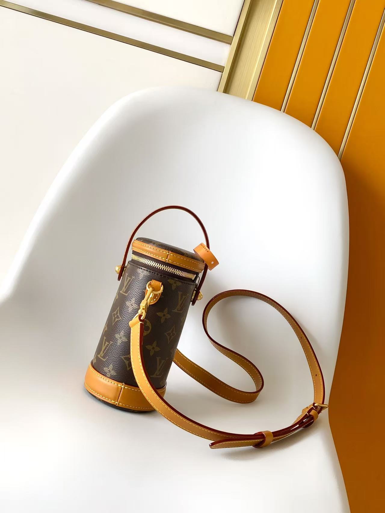 LV 原單 女款 水桶包 Monogram 手提斜背包 小巧實用款| 13 LV 原單 女款 水桶包 Monogram 手提斜背包 小巧實用款