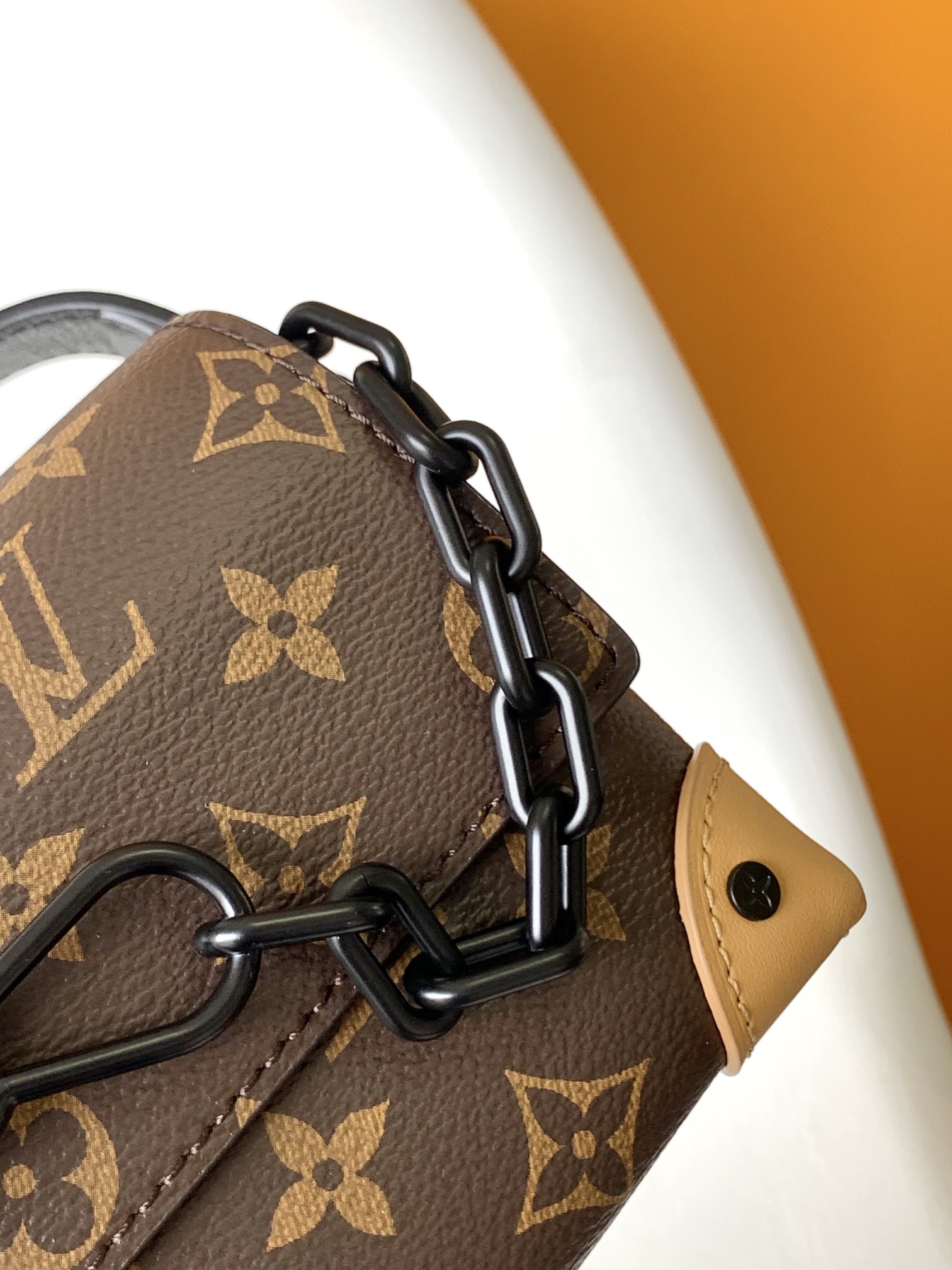 LV 高仿 女款 老花拼皮鏈條斜背包 經典設計 百搭時尚款| 10 LV 高仿 女款 老花拼皮鏈條斜背包 經典設計 百搭時尚款