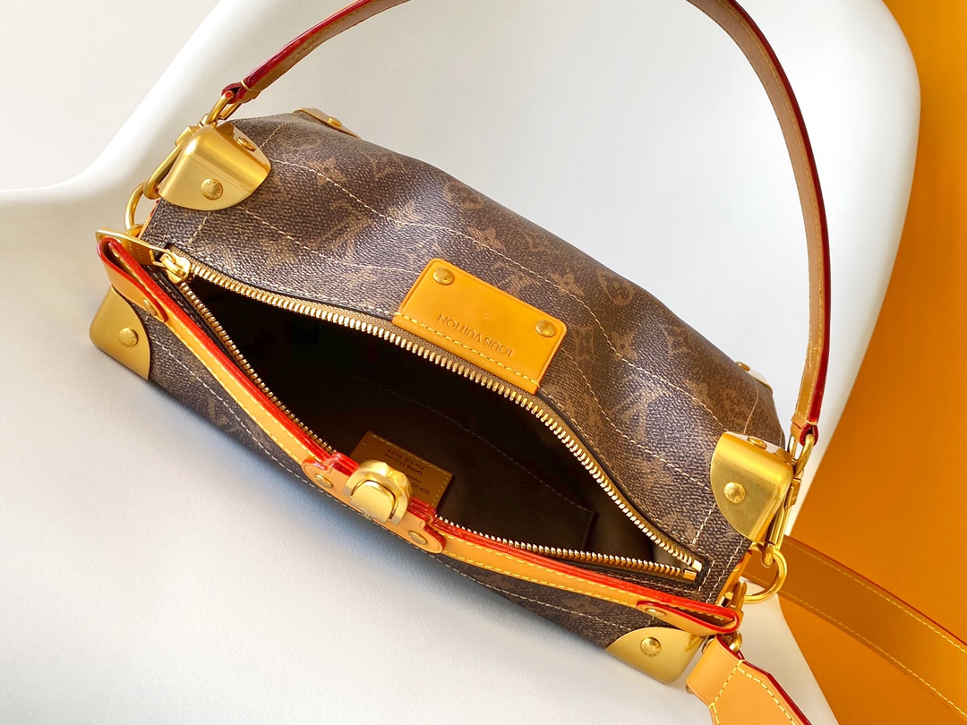 LV 高仿 Petite Malle Monogram 拼色鏈條手提包