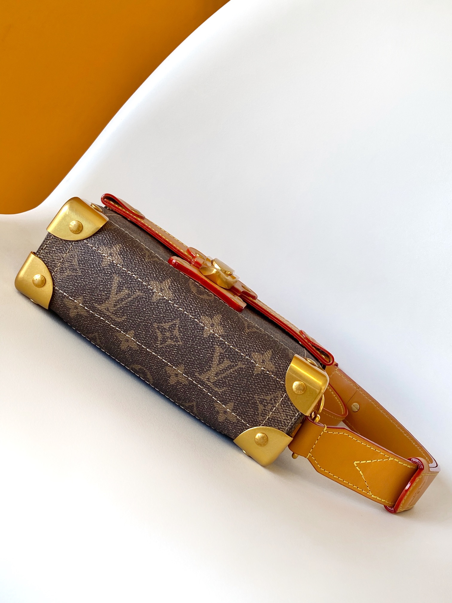 LV高仿包 Monogram復古硬箱迷你斜挎包 拼接牛皮單肩包