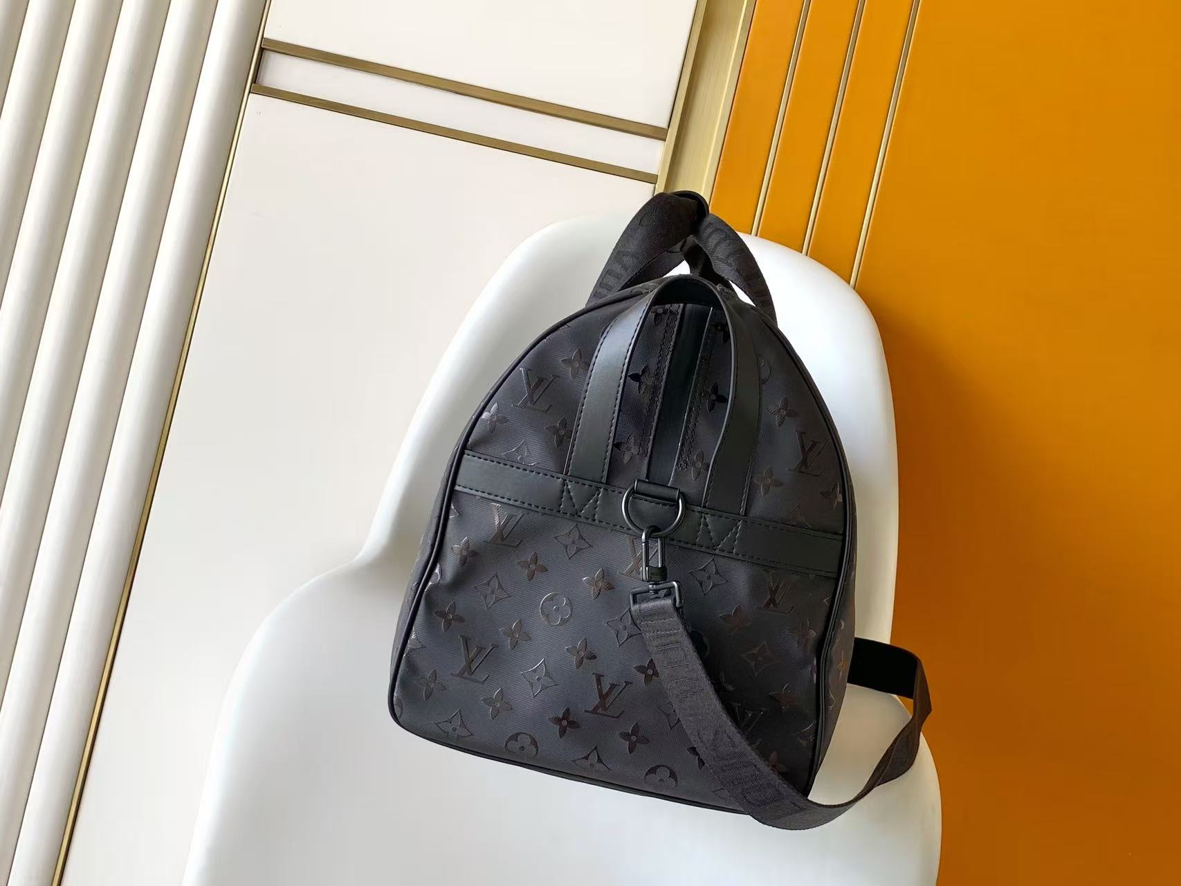 LV A貨 黑色Monogram旅行袋 大容量手提斜挎包| 14 LV A貨 黑色Monogram旅行袋 大容量手提斜挎包