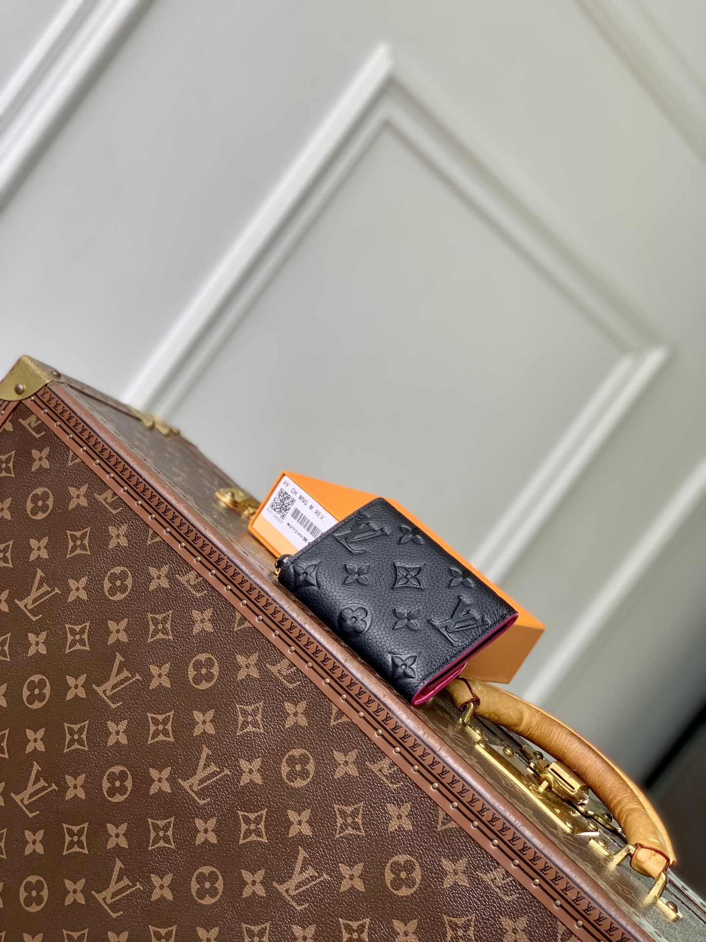 LV 原單壓紋短夾 一比一精品零錢包 女用摺疊卡夾