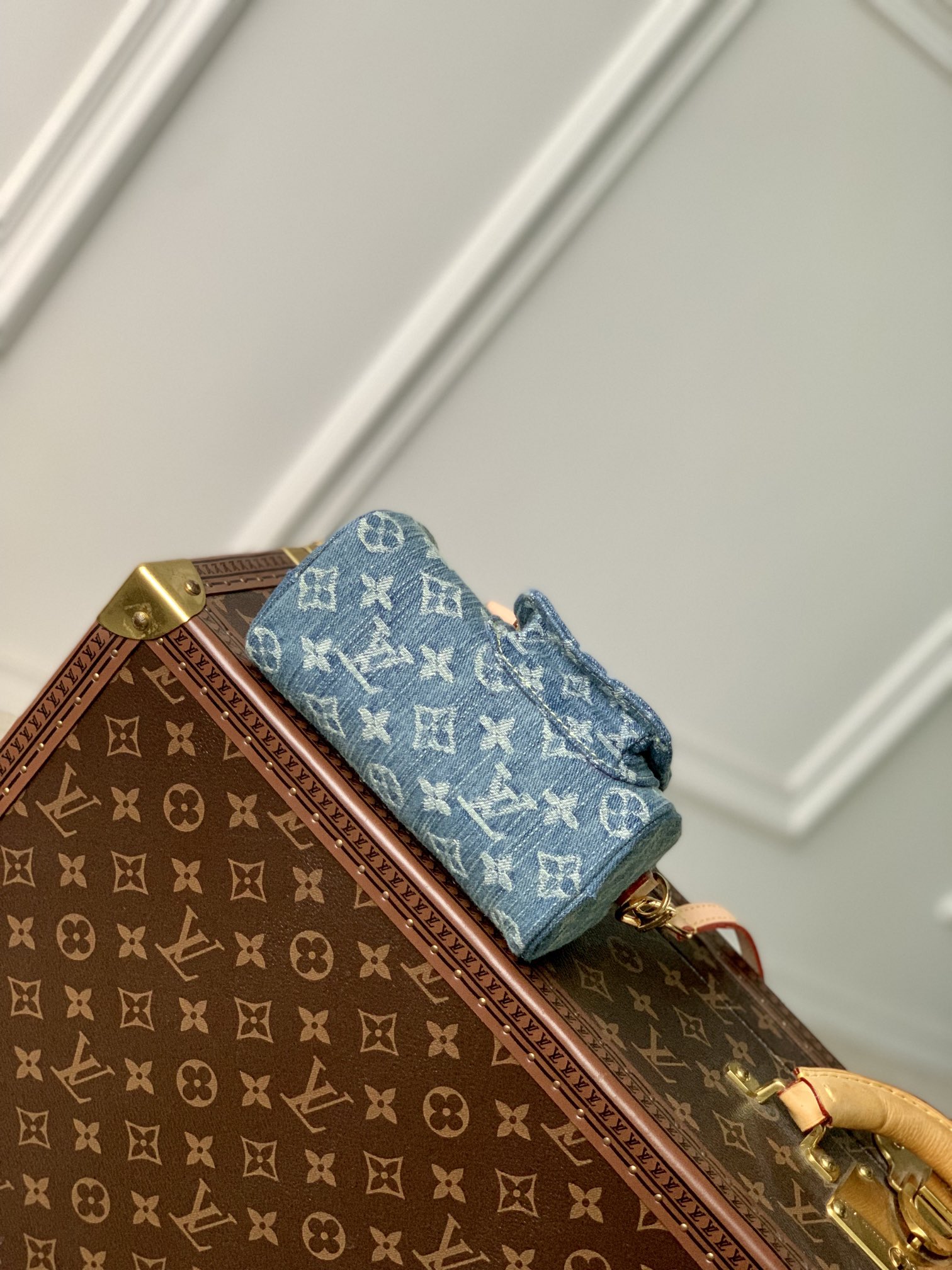 LV一比一牛仔迷你包 女士斜背手提兩用時尚款