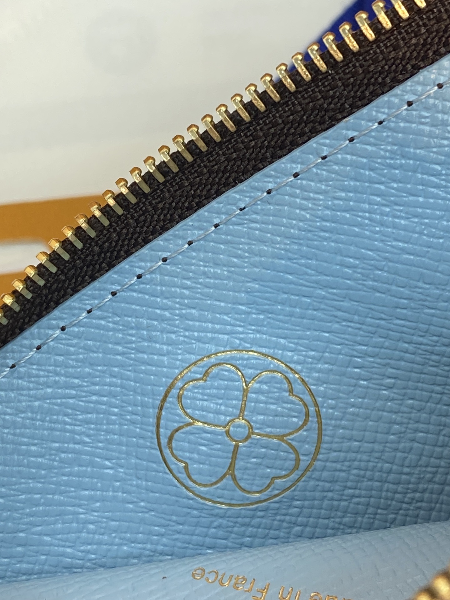 LV A貨 Monogram 零錢包 四葉草掛飾款 女用迷你收納皮夾| 10 LV A貨 Monogram 零錢包 四葉草掛飾款 女用迷你收納皮夾