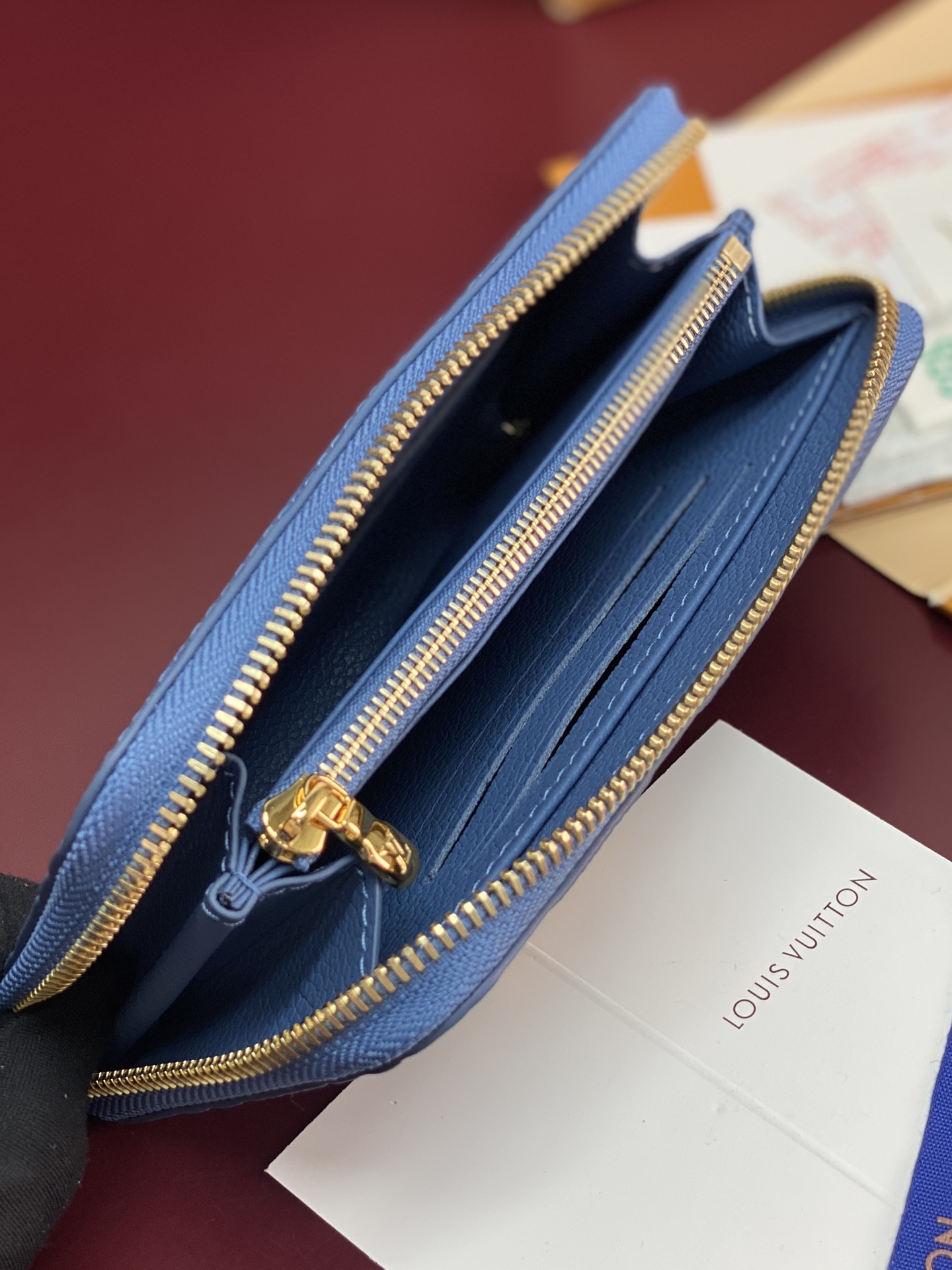 LV 原單 Empreinte 壓紋拉鍊長夾 湖水藍女士精品皮夾| 9 LV 原單 Empreinte 壓紋拉鍊長夾 湖水藍女士精品皮夾