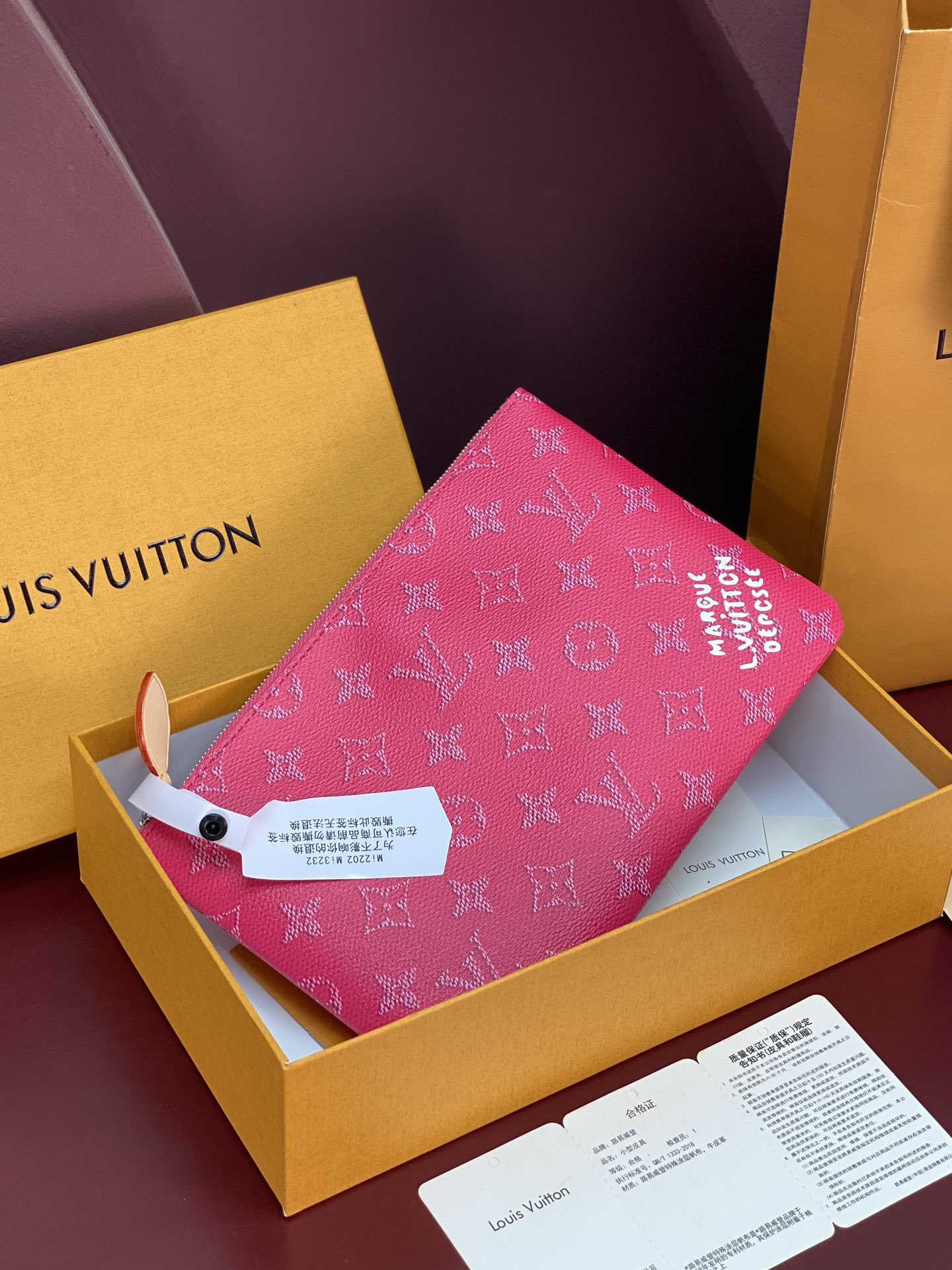 LV 高仿 Monogram 粉色拉鍊零錢包 女款迷你收納包 輕奢風格| 12 LV 高仿 Monogram 粉色拉鍊零錢包 女款迷你收納包 輕奢風格