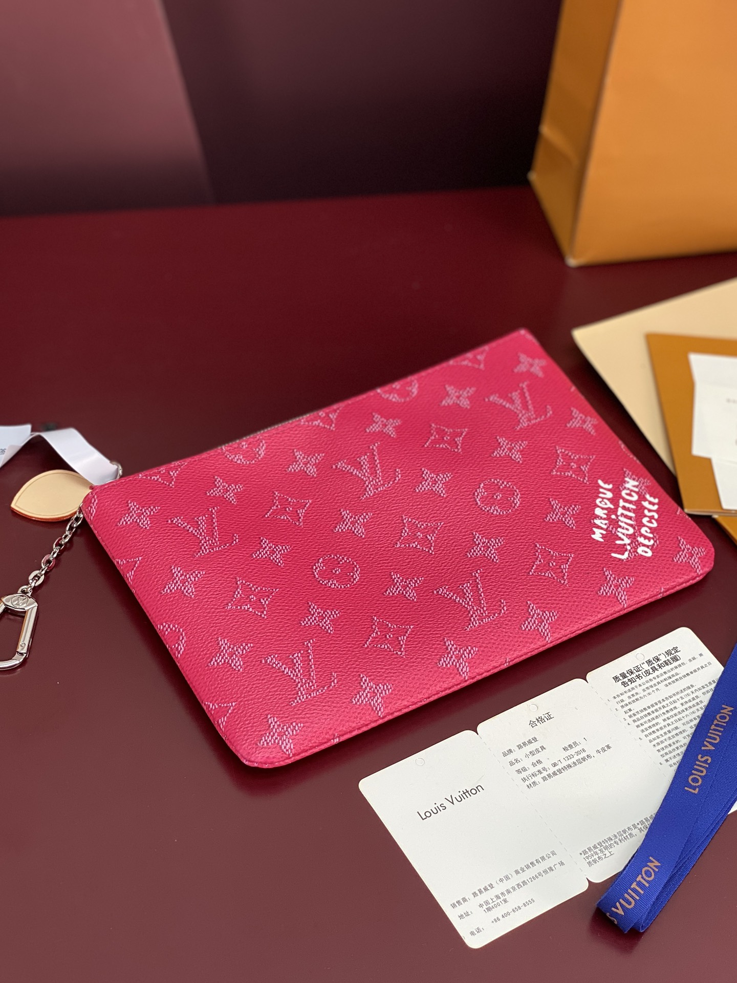 LV 高仿 Monogram 粉色拉鍊零錢包 女款迷你收納包 輕奢風格| 8 LV 高仿 Monogram 粉色拉鍊零錢包 女款迷你收納包 輕奢風格