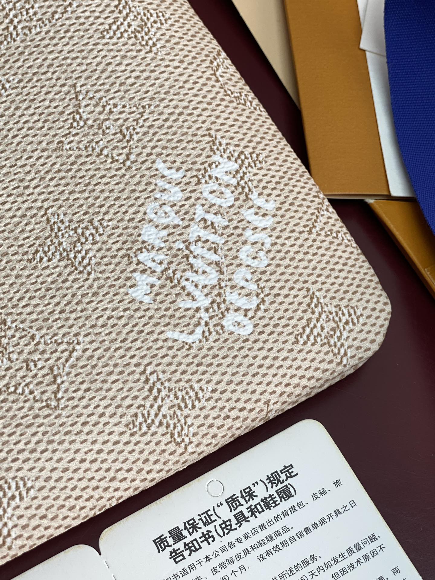 LV 原單 Monogram 米白色拉鍊零錢包 女款精品收納包| 8 LV 原單 Monogram 米白色拉鍊零錢包 女款精品收納包