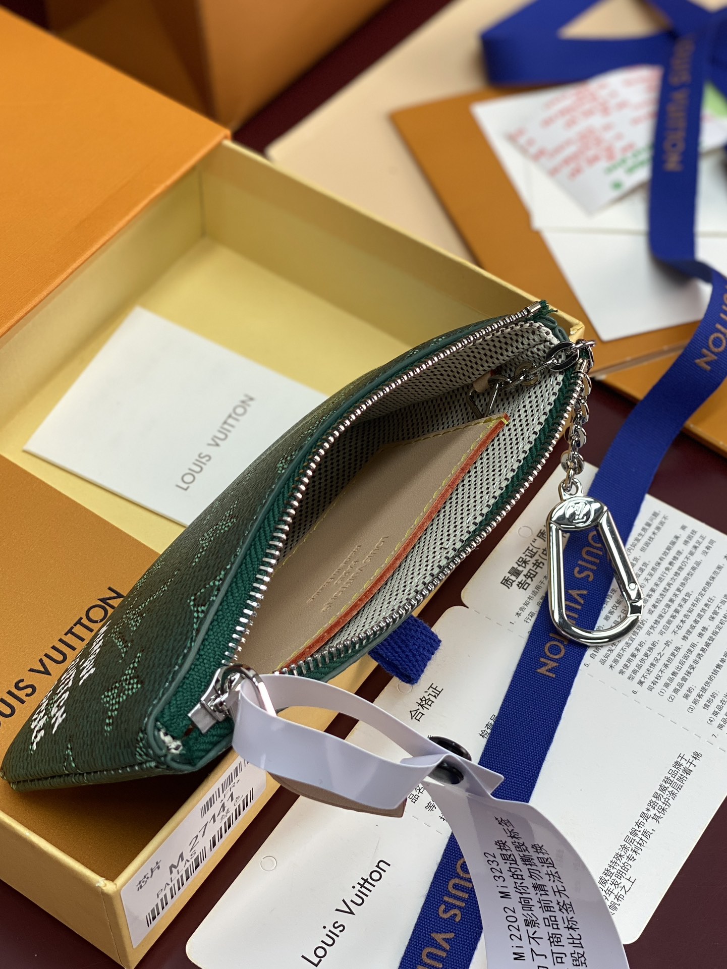 LV 原單 Monogram 墨綠色迷你零錢包 女款掛飾卡包 精品配件| 12 LV 原單 Monogram 墨綠色迷你零錢包 女款掛飾卡包 精品配件