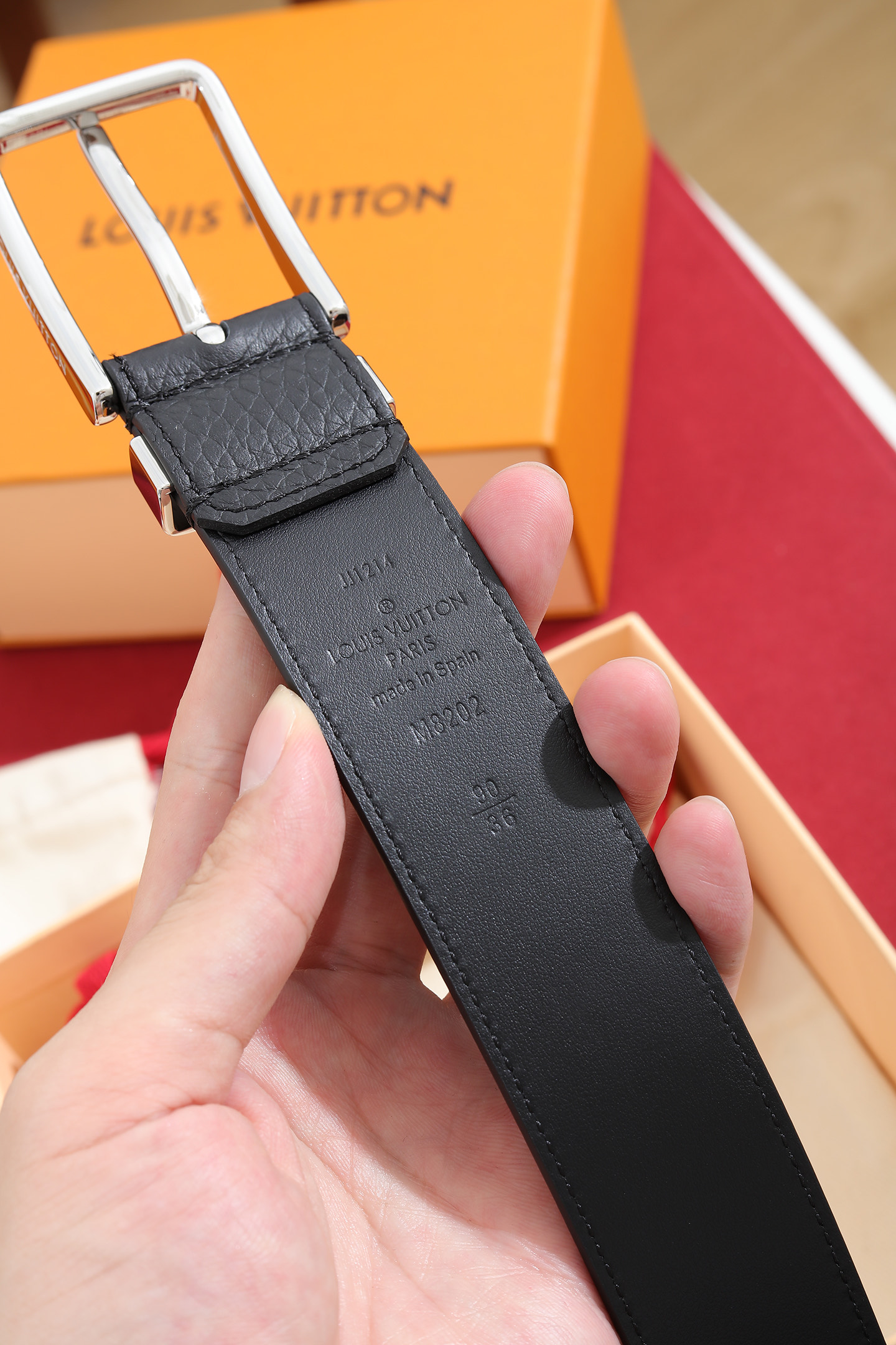 LV A貨男款真皮皮帶 經典銀扣荔枝紋商務腰帶| 11 LV A貨男款真皮皮帶 經典銀扣荔枝紋商務腰帶