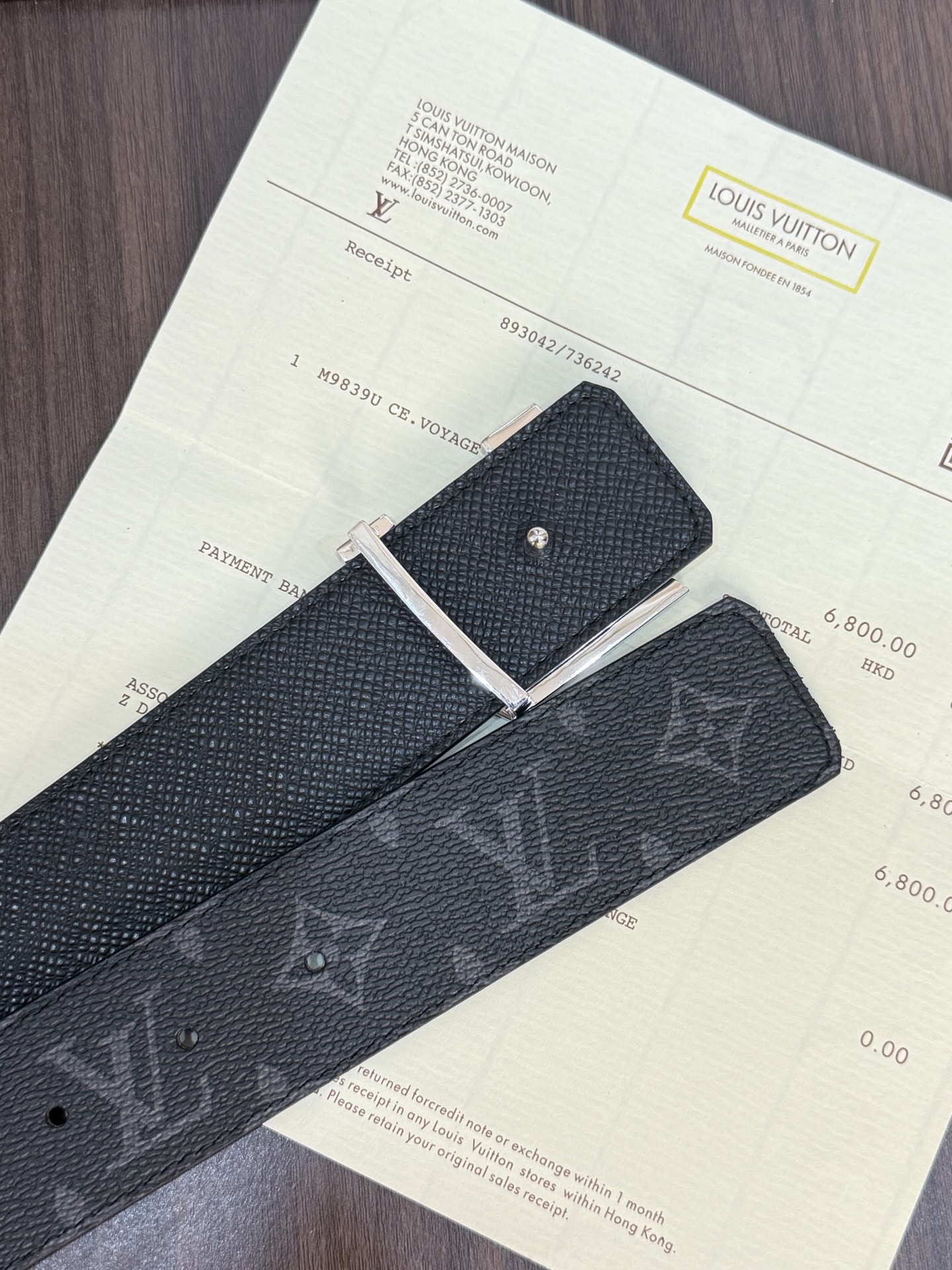 LV 一比一男款黑灰Monogram皮帶 銀色LV字母扣商務款| 8 LV 一比一男款黑灰Monogram皮帶 銀色LV字母扣商務款