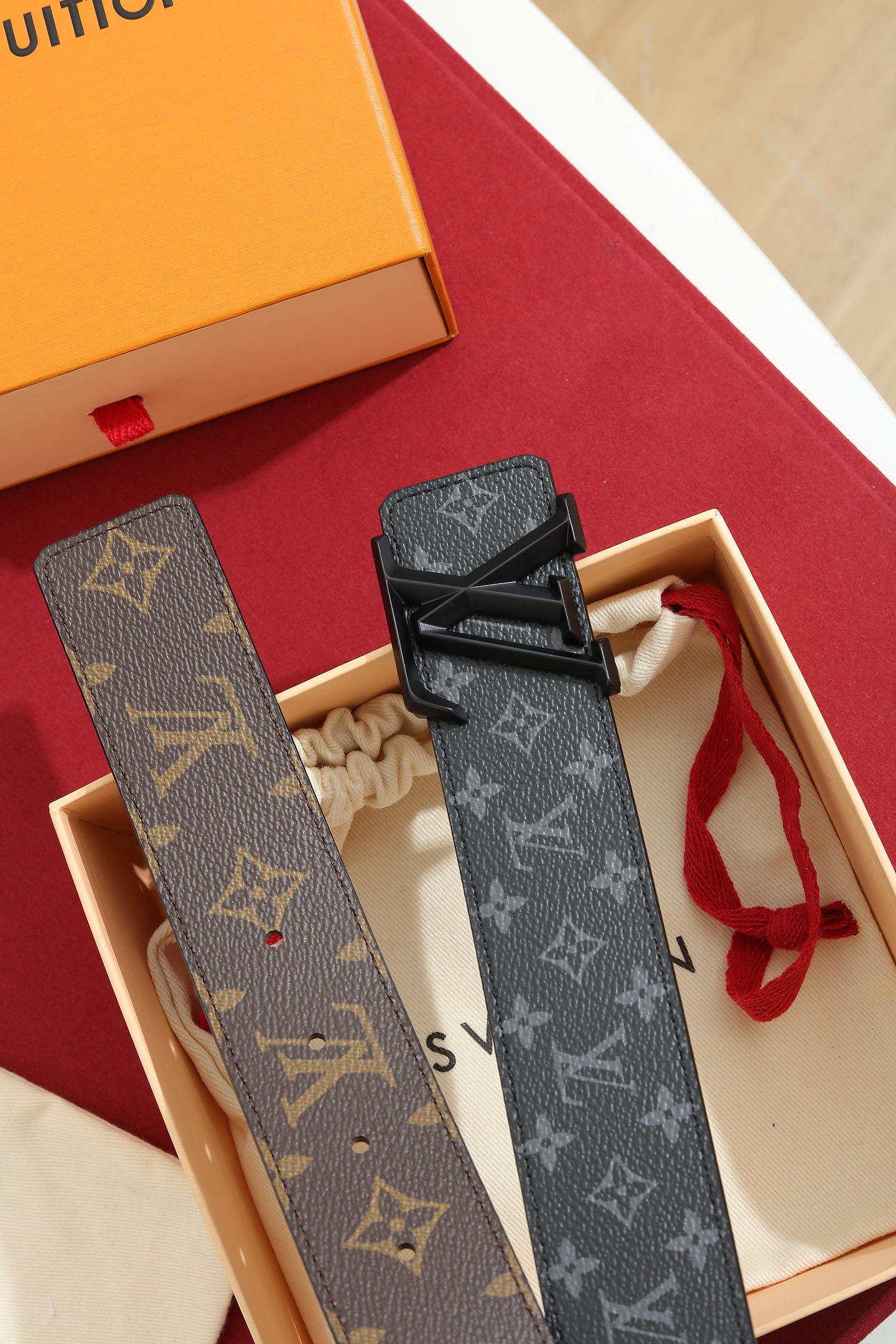 LV 復刻男款黑灰Monogram皮帶 霧黑LV字母扣潮流款| 8 LV 復刻男款黑灰Monogram皮帶 霧黑LV字母扣潮流款