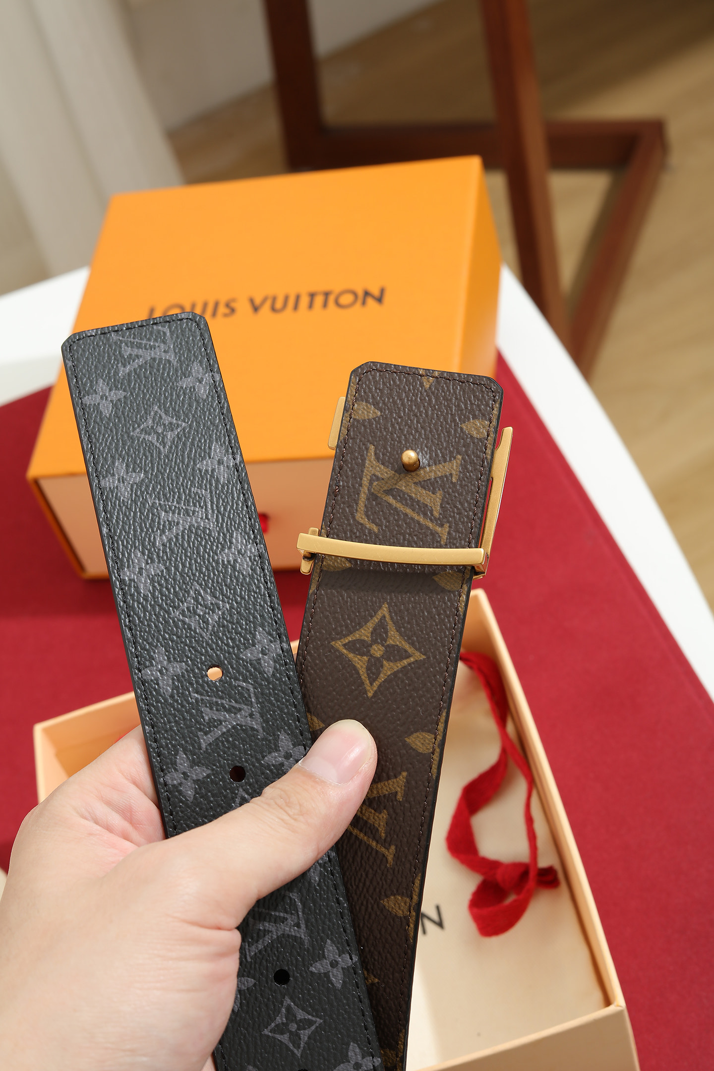 LV A貨男款 Monogram Eclipse 經典LV扣頭皮帶 商務百搭款