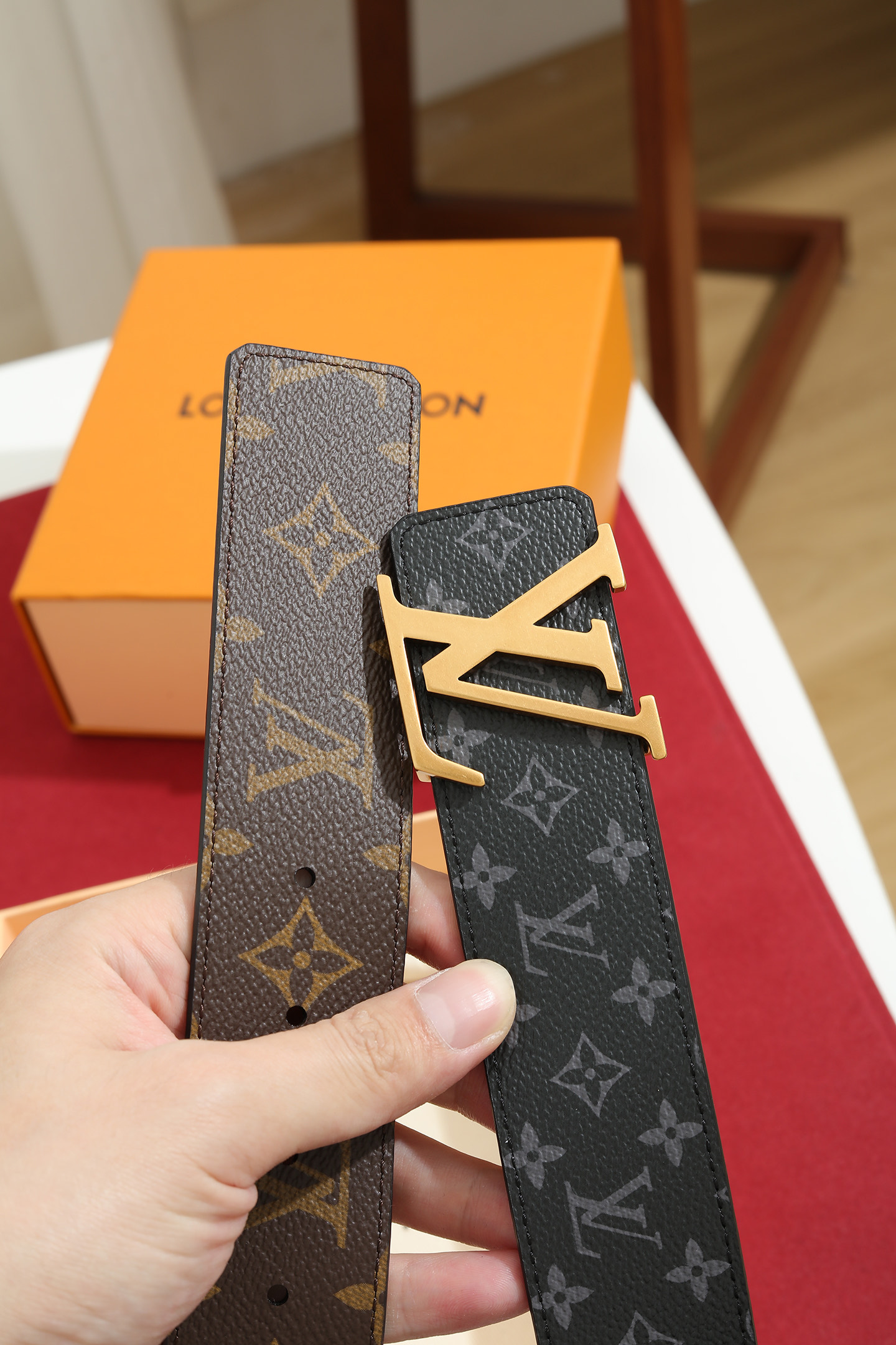 LV 復刻男款 Monogram Eclipse 金色LV扣頭皮帶 經典商務款| 12 LV 復刻男款 Monogram Eclipse 金色LV扣頭皮帶 經典商務款