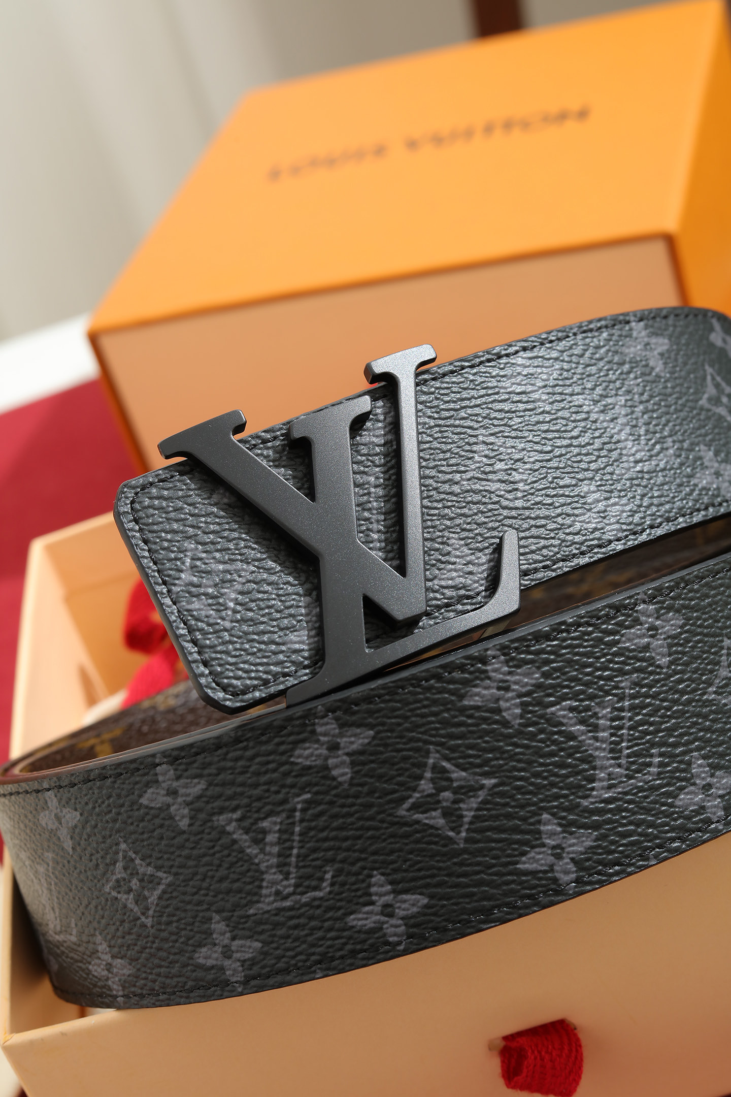 LV 一比一男款 Monogram Eclipse 黑色LV扣頭皮帶 潮流百搭款