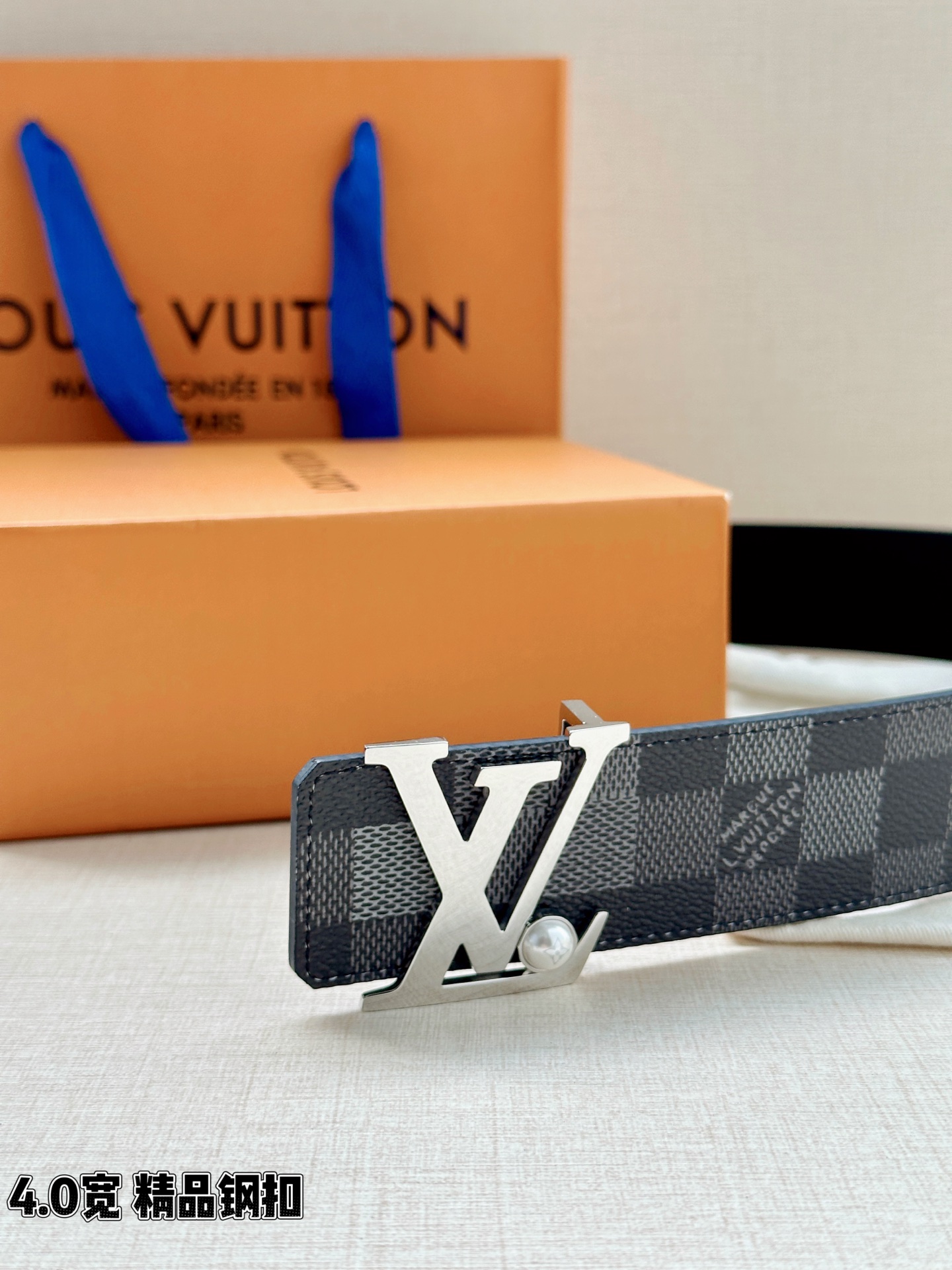 LV 原單男款 Damier Graphite 珍珠LV扣頭皮帶 商務時尚款| 11 LV 原單男款 Damier Graphite 珍珠LV扣頭皮帶 商務時尚款