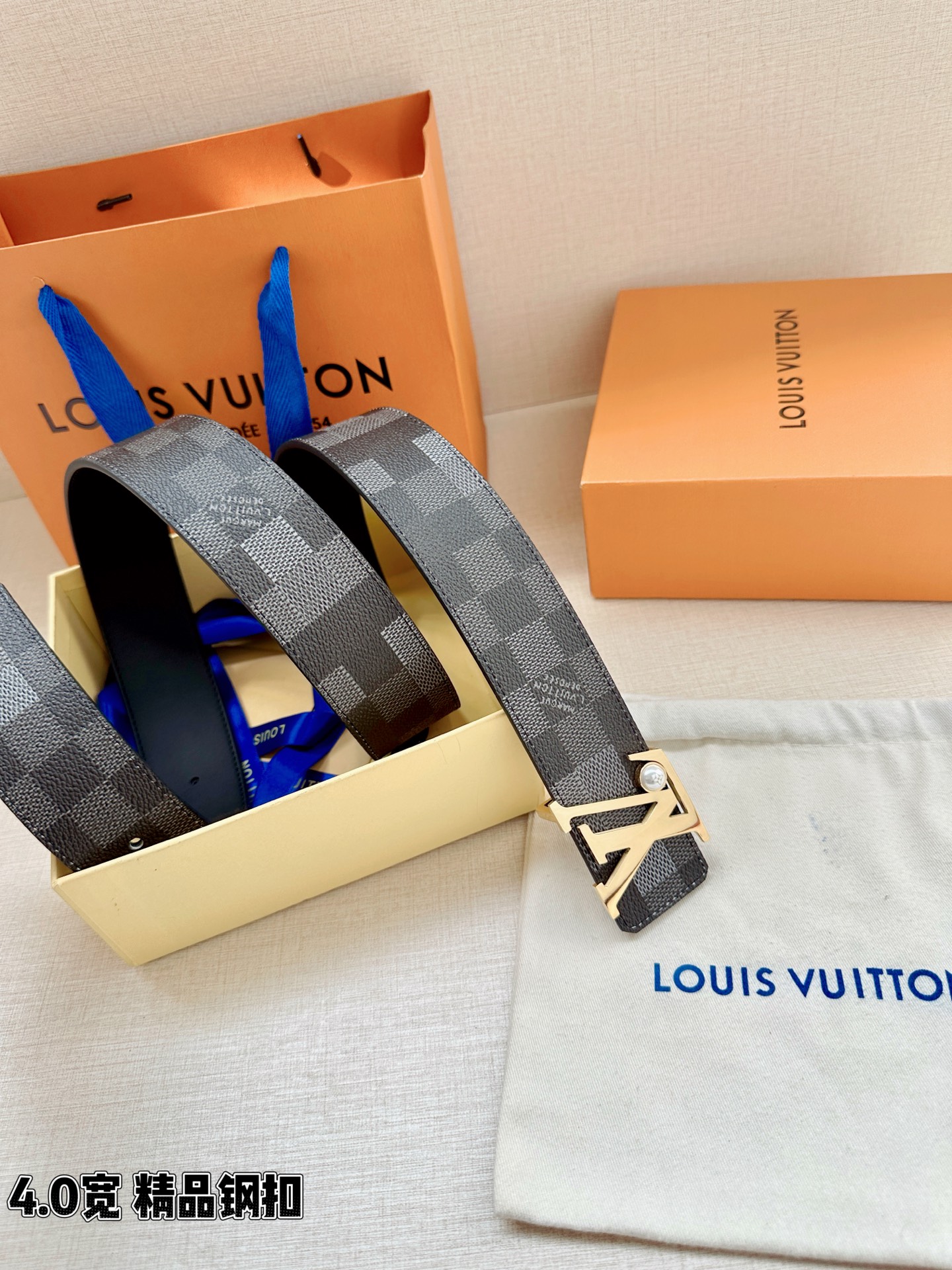 LV 原單男款 Damier Graphite 珍珠LV扣頭皮帶 商務時尚款| 8 LV 原單男款 Damier Graphite 珍珠LV扣頭皮帶 商務時尚款