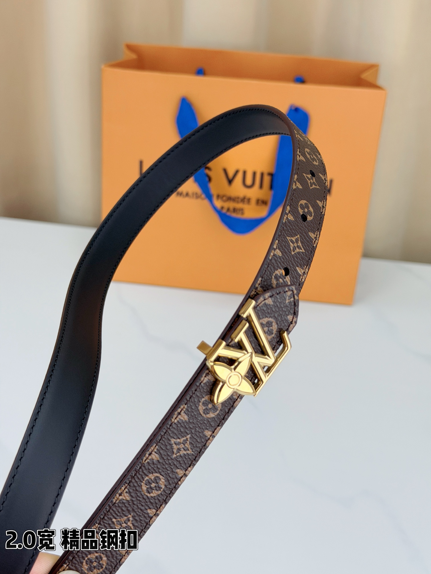 LV 高仿女款 Monogram 細版金扣腰帶 百搭氣質款| 14 LV 高仿女款 Monogram 細版金扣腰帶 百搭氣質款